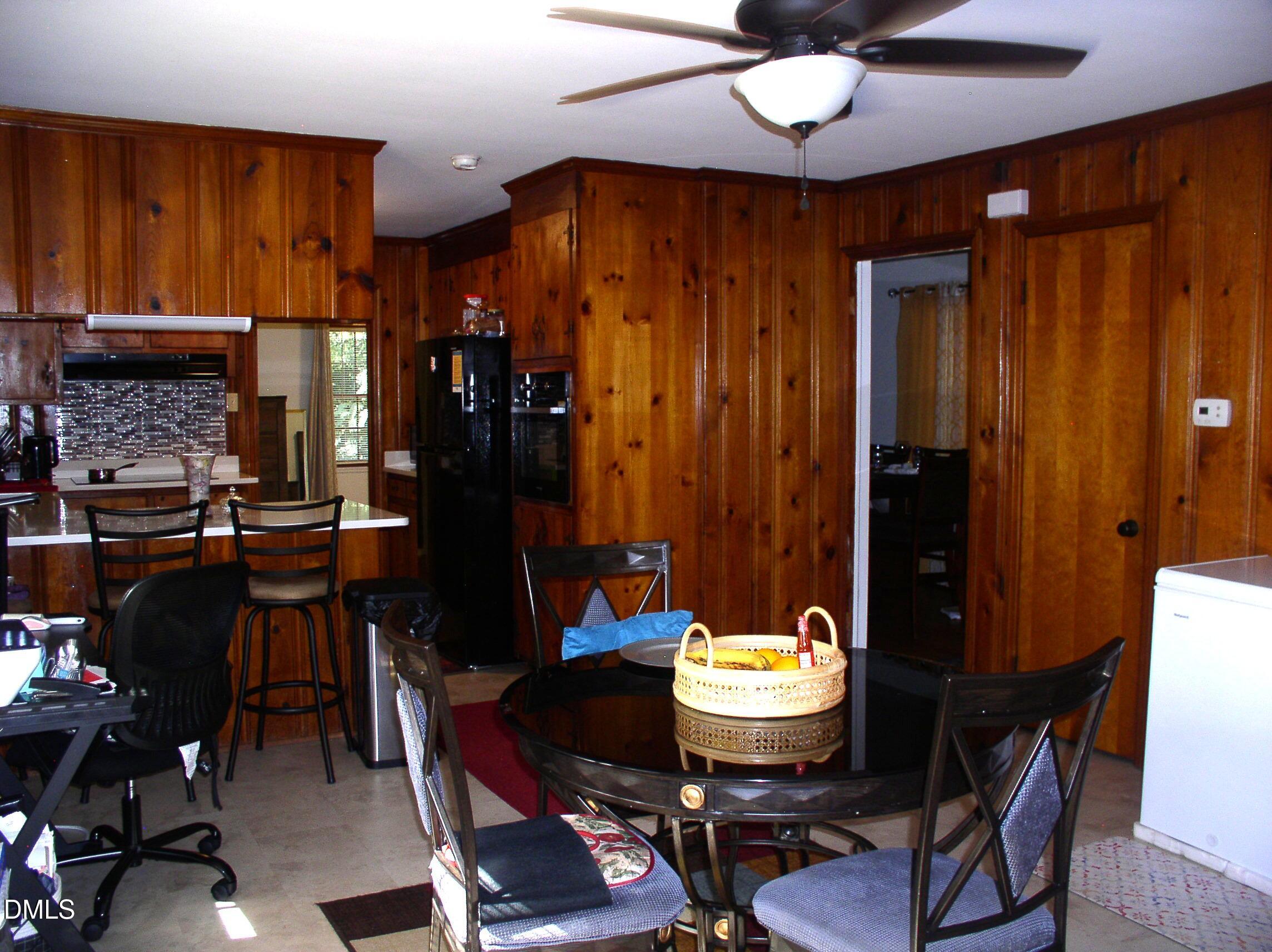 229 Perry Street Property Photo 10