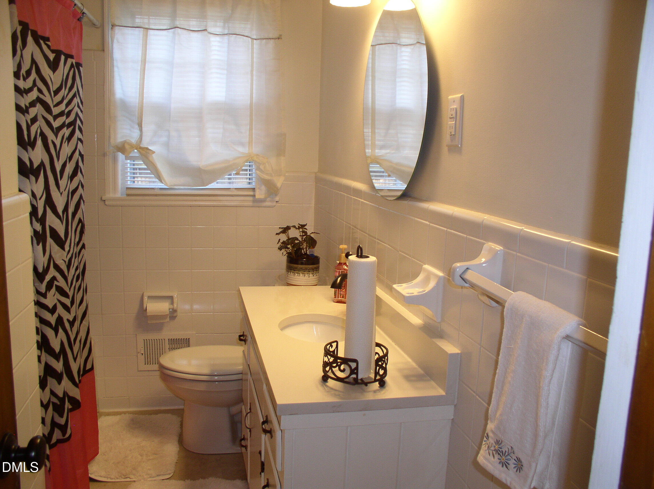 229 Perry Street Property Photo 22