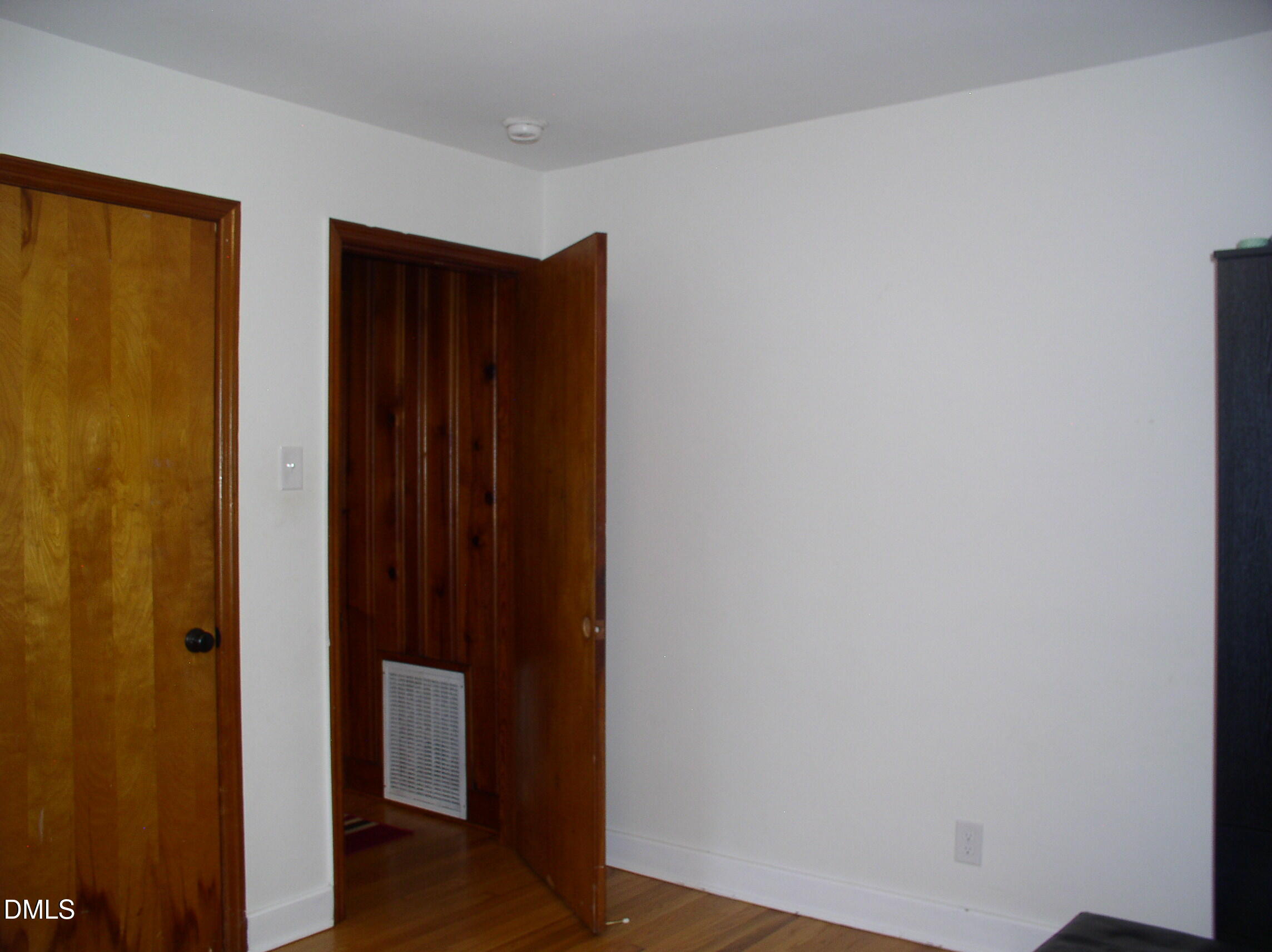 229 Perry Street Property Photo 25