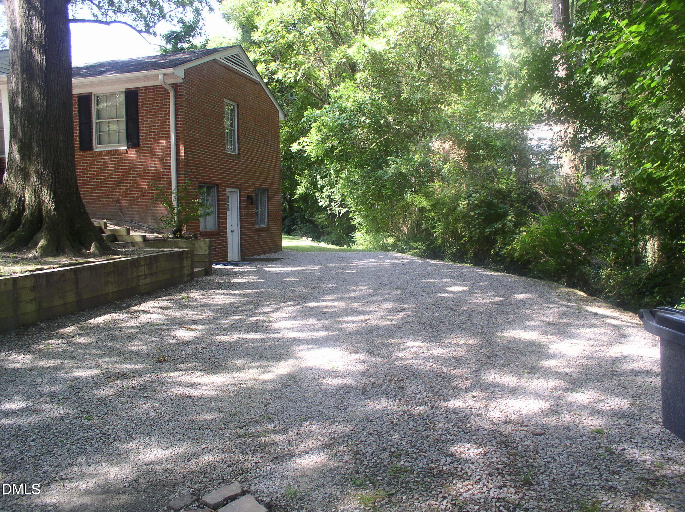 229 Perry Street Property Photo 33