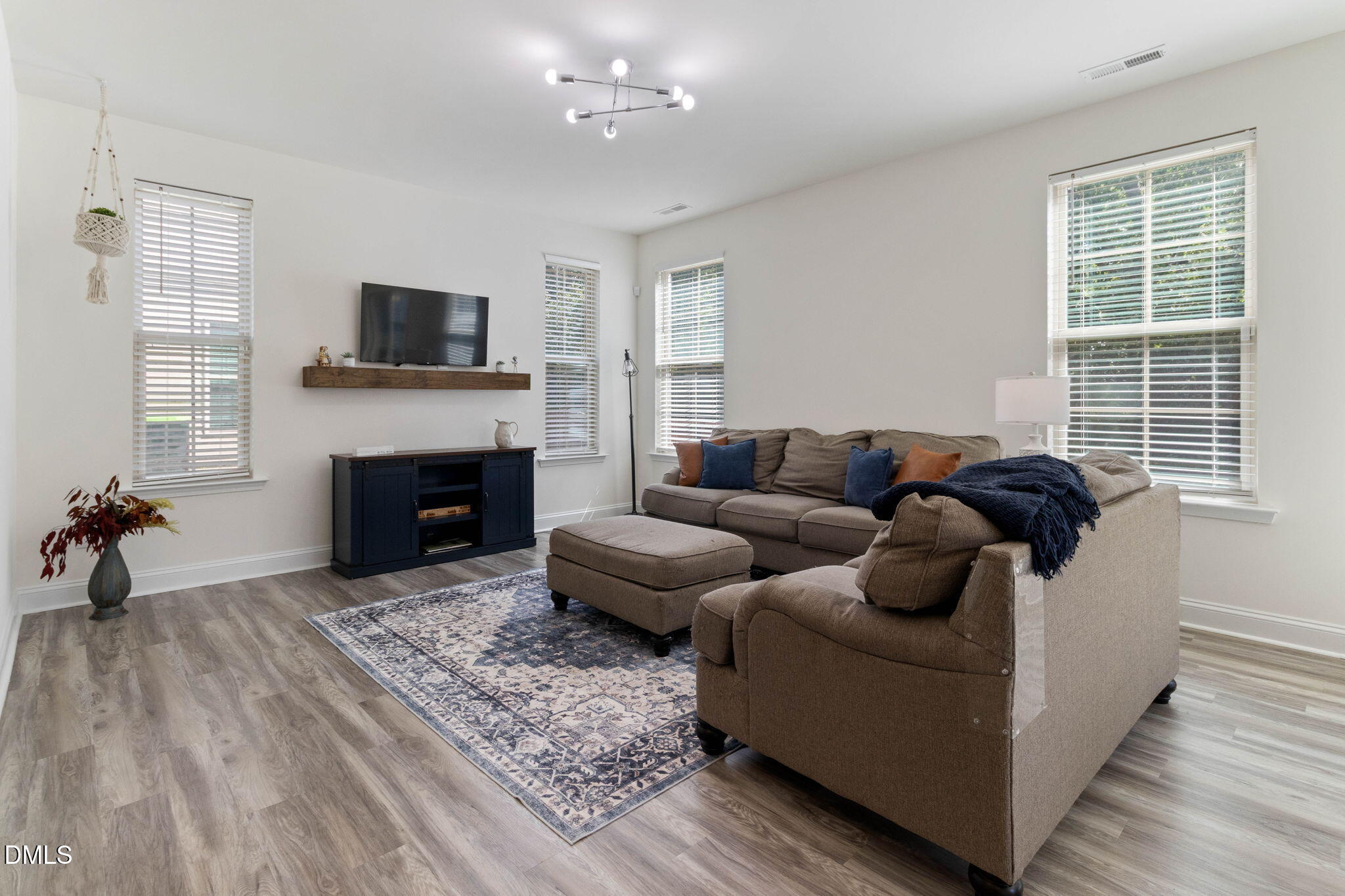 3428 Lacewing Drive Property Photo 13