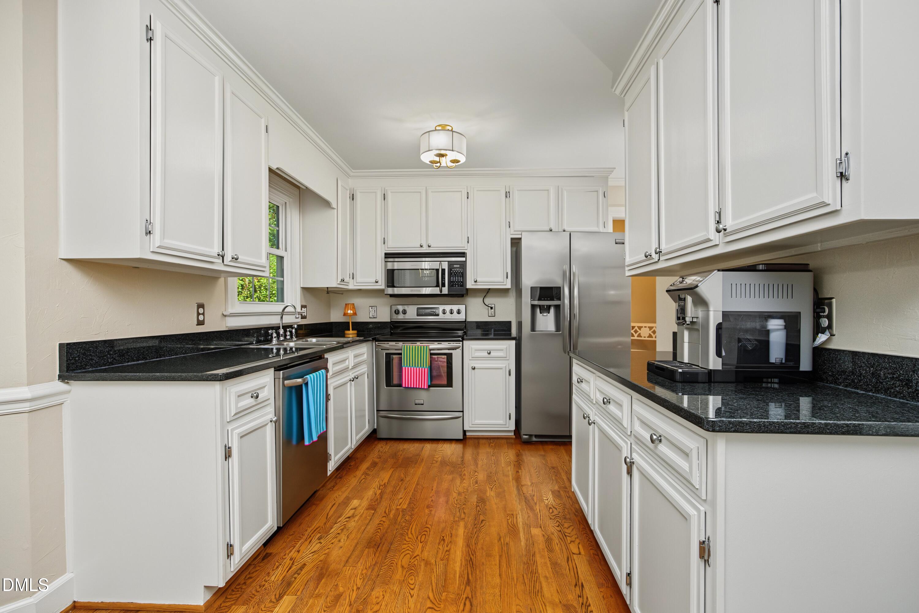 6709 Ebon Court Property Photo 18