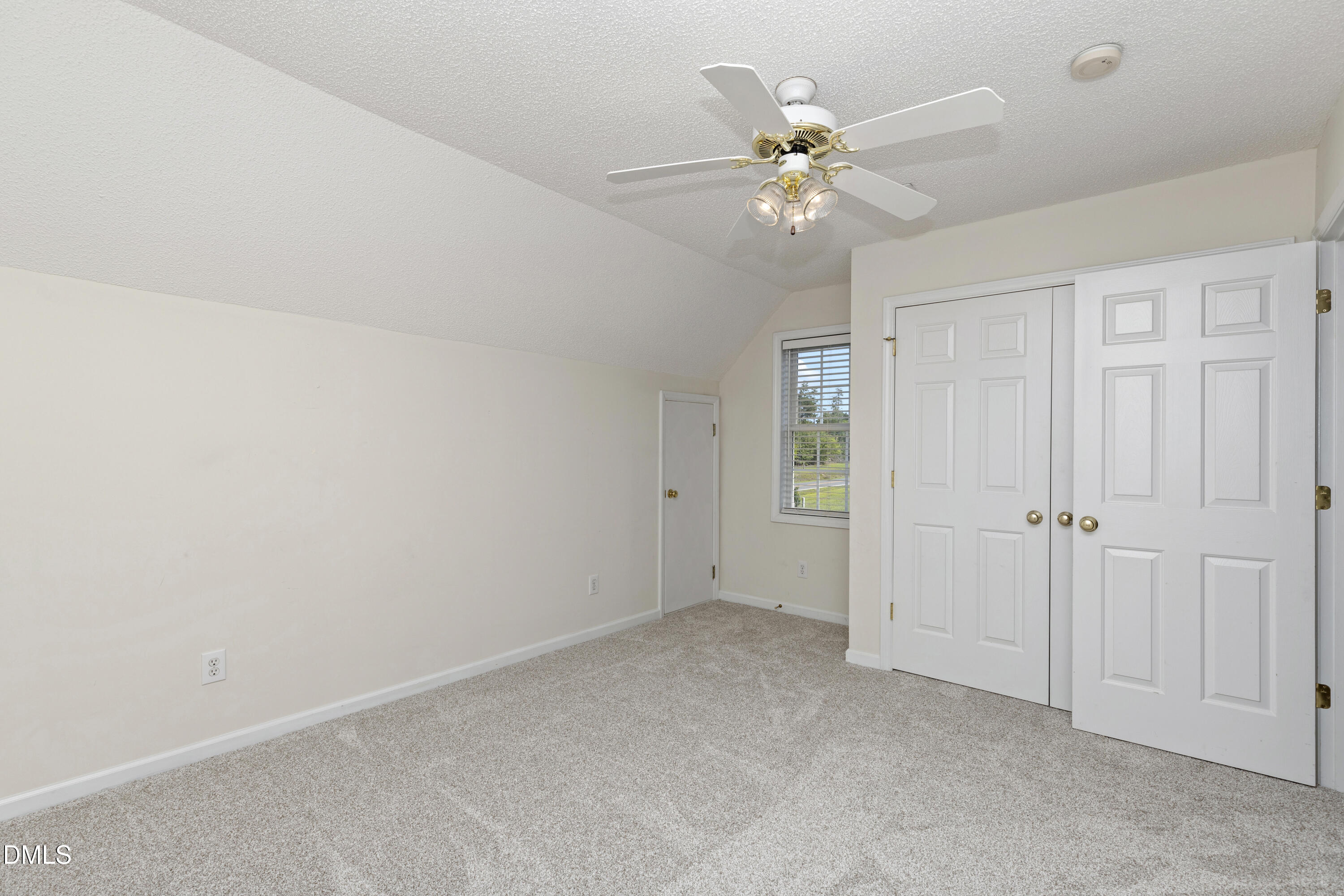 24 Courtney Lane Property Photo 19