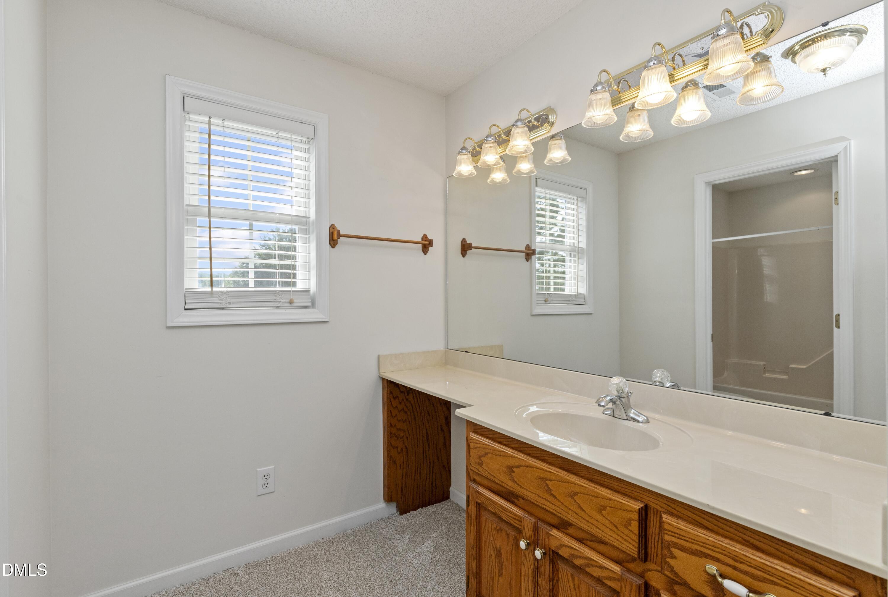 24 Courtney Lane Property Photo 22