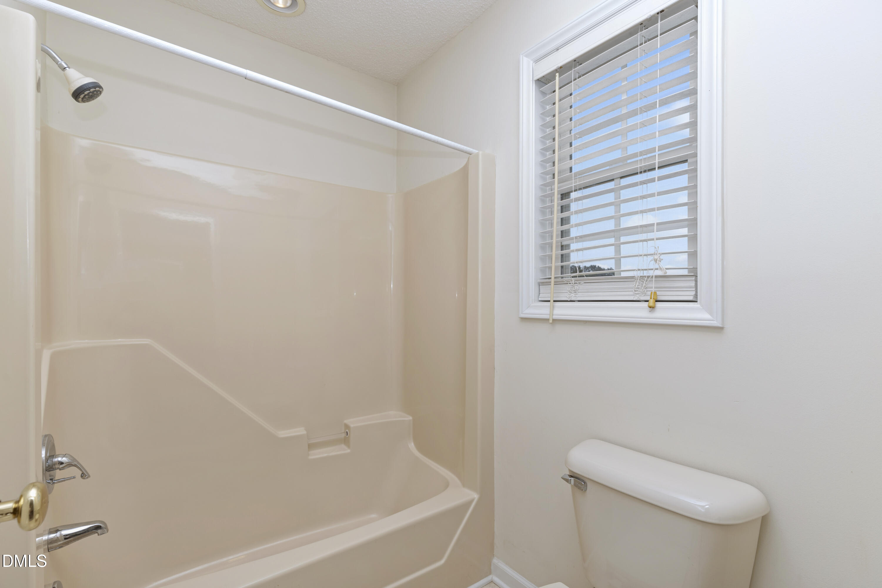 24 Courtney Lane Property Photo 23