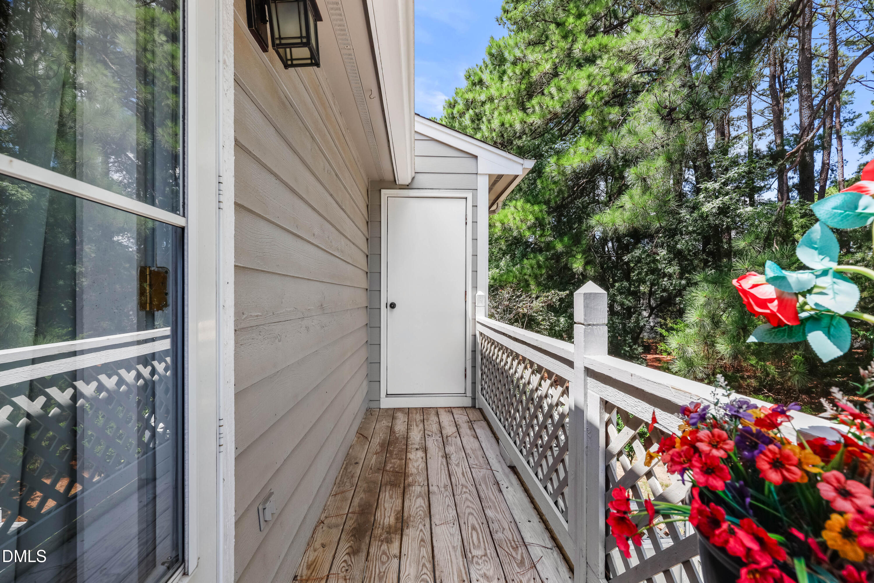 104 Lakewater Drive Property Photo 31