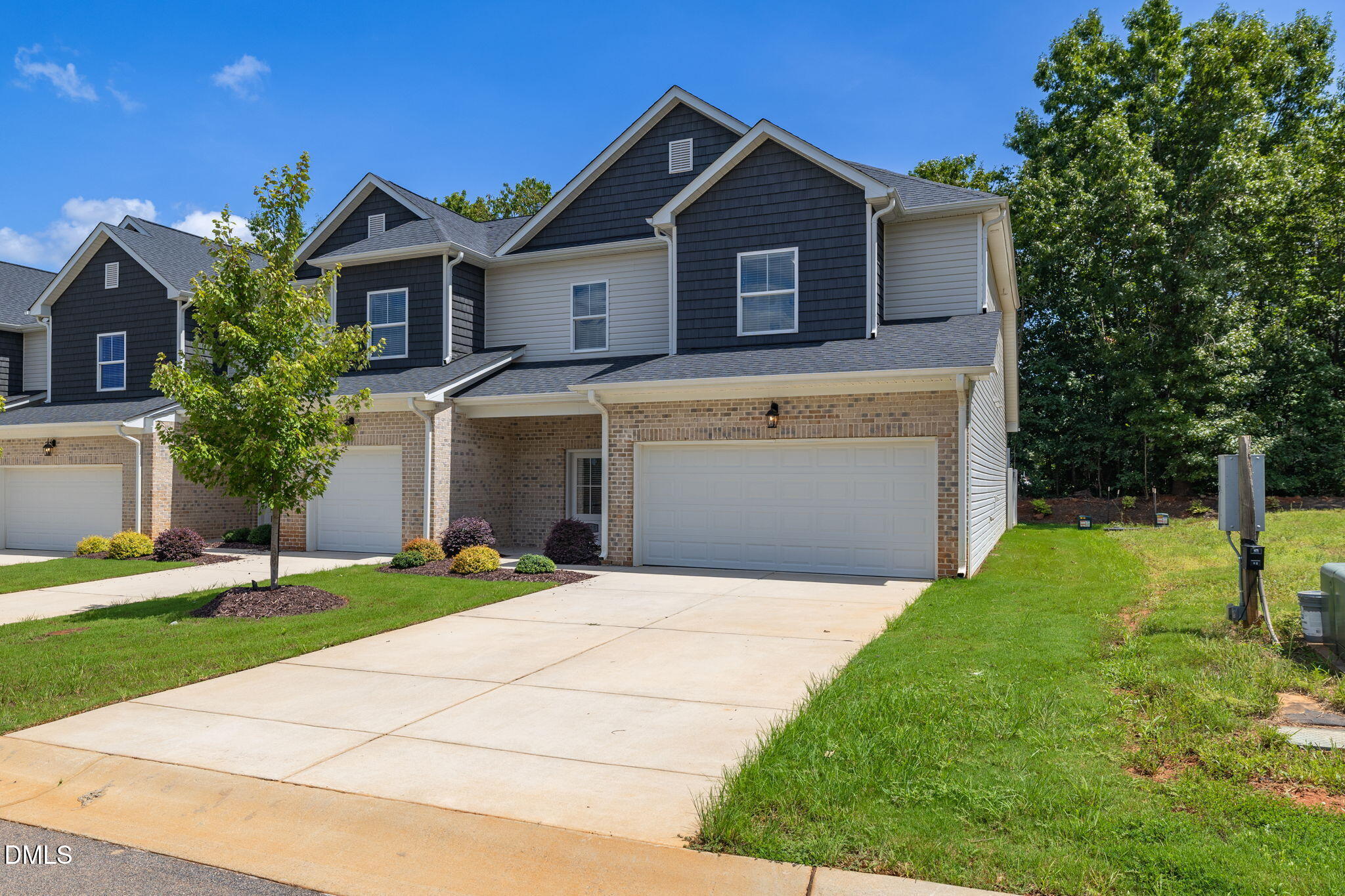 2325 Tribek Court Property Photo 4