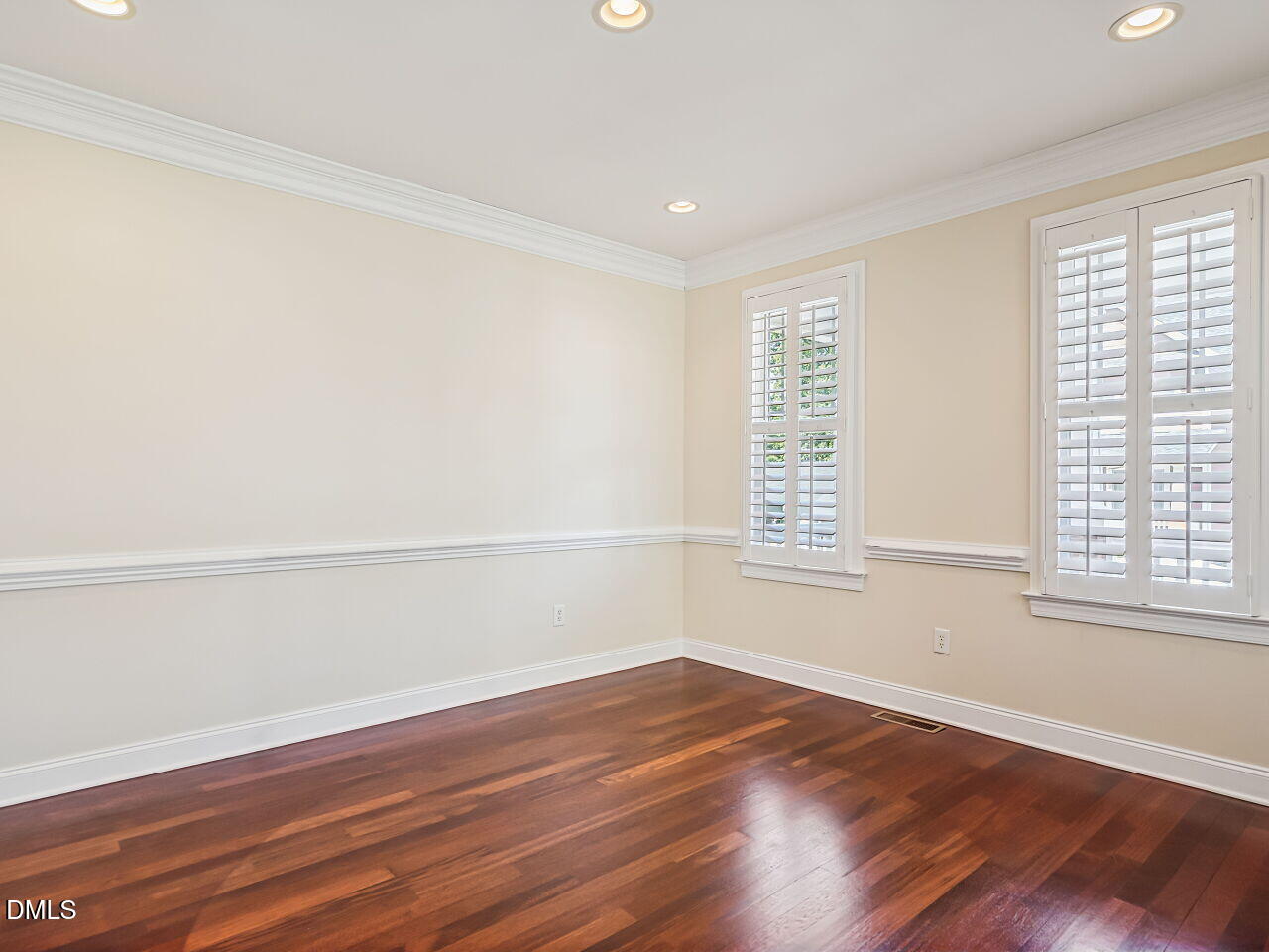 419 Homegate Circle Property Photo 5
