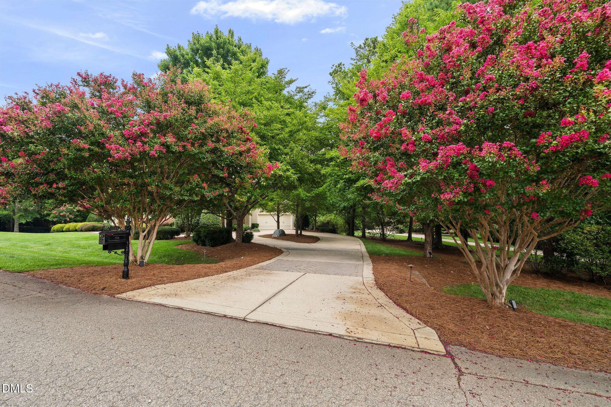 1024 Stradshire Drive Property Photo 4