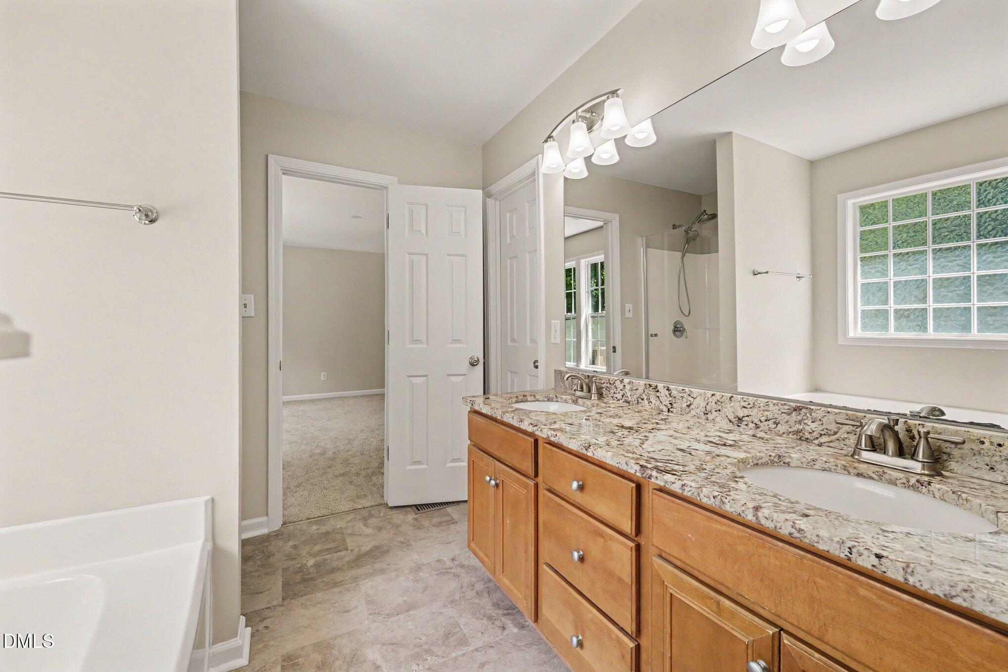 122 Rustic Lane Property Photo 6