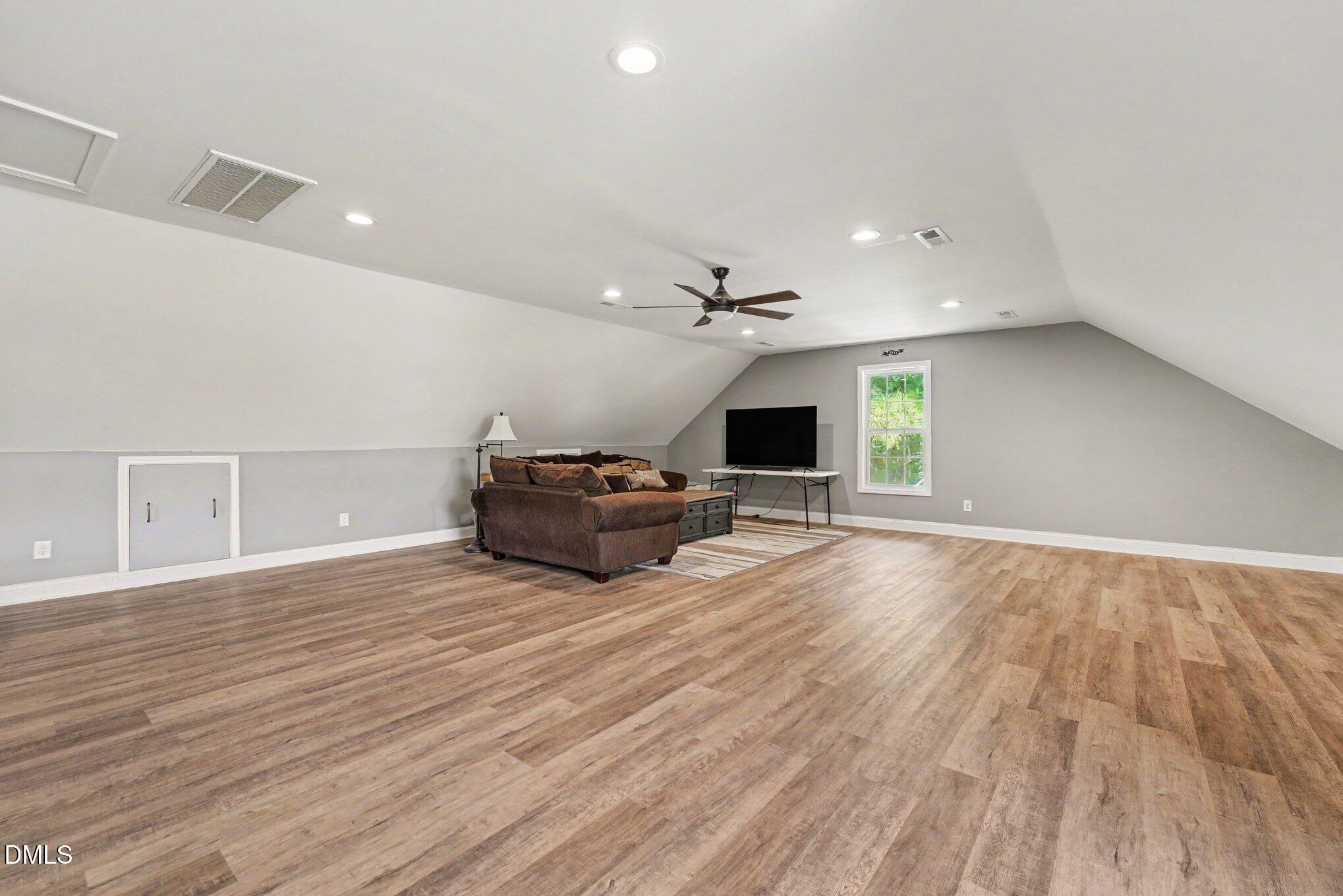 122 Rustic Lane Property Photo 24