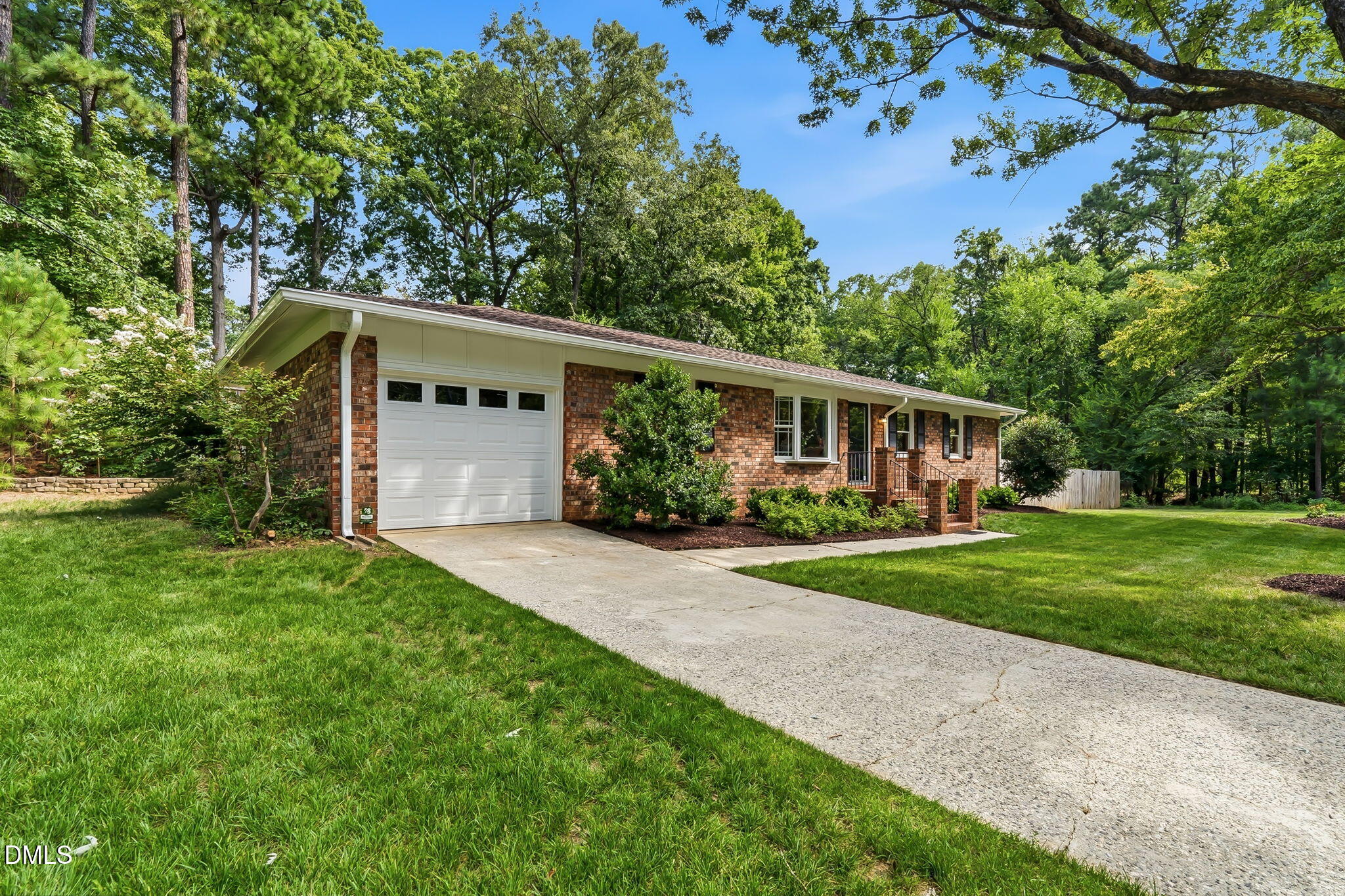 714 Brookgreen Drive Property Photo 1