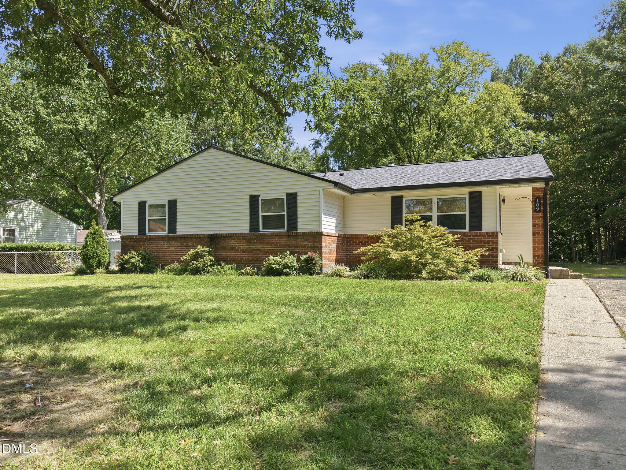 109 Cushman Street Property Photo 1