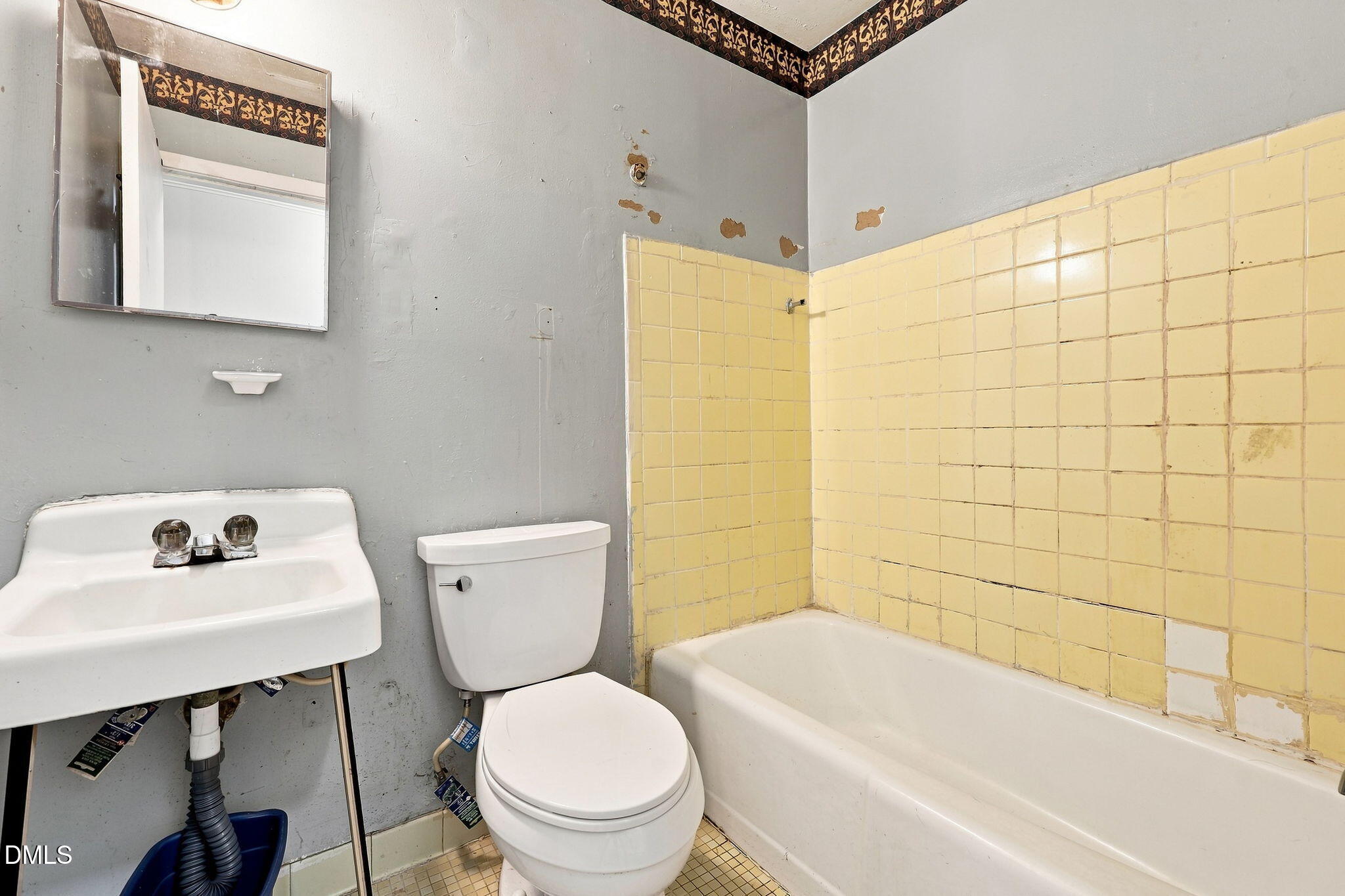 109 Cushman Street Property Photo 36