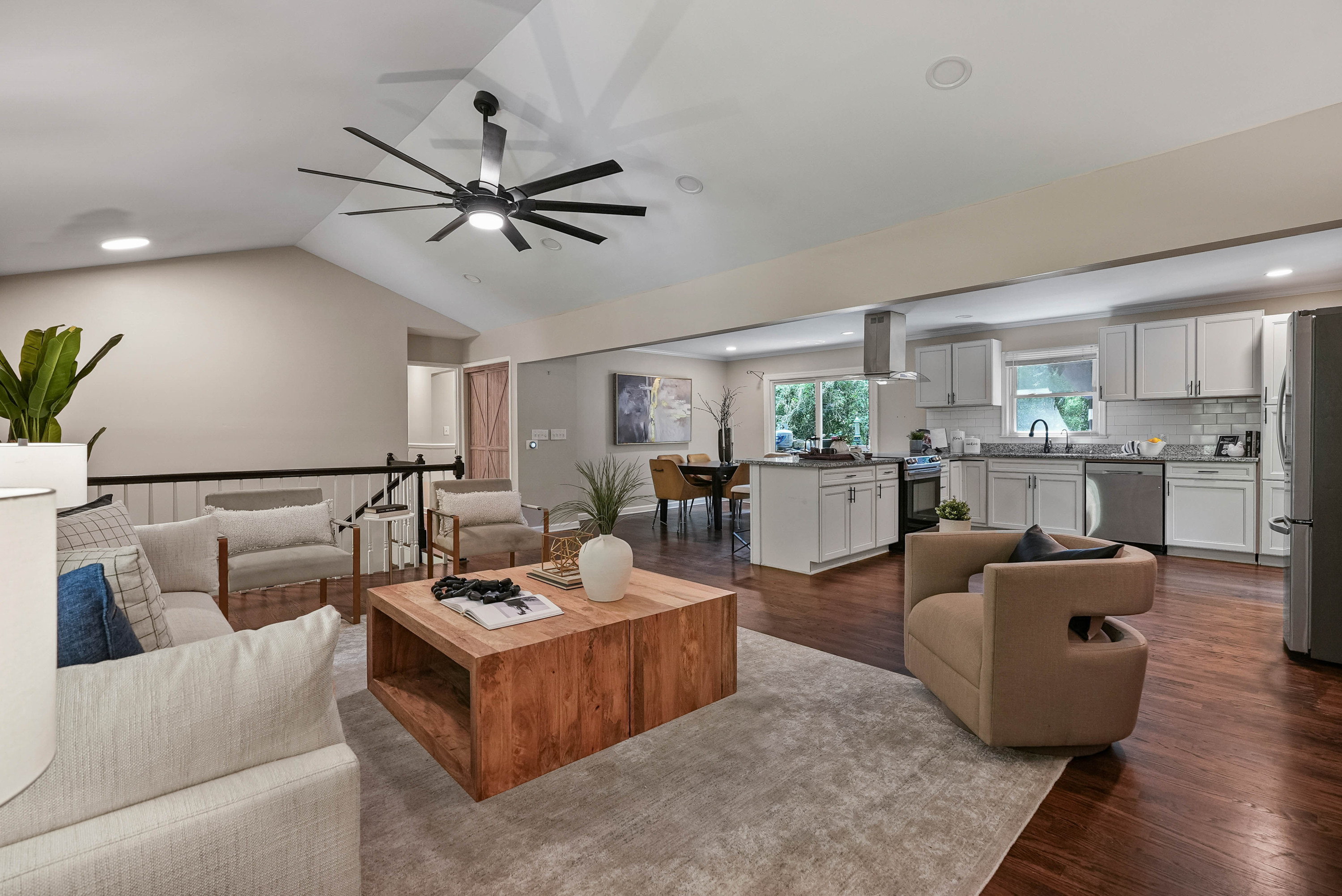 4025 Balsam Drive Property Photo 1