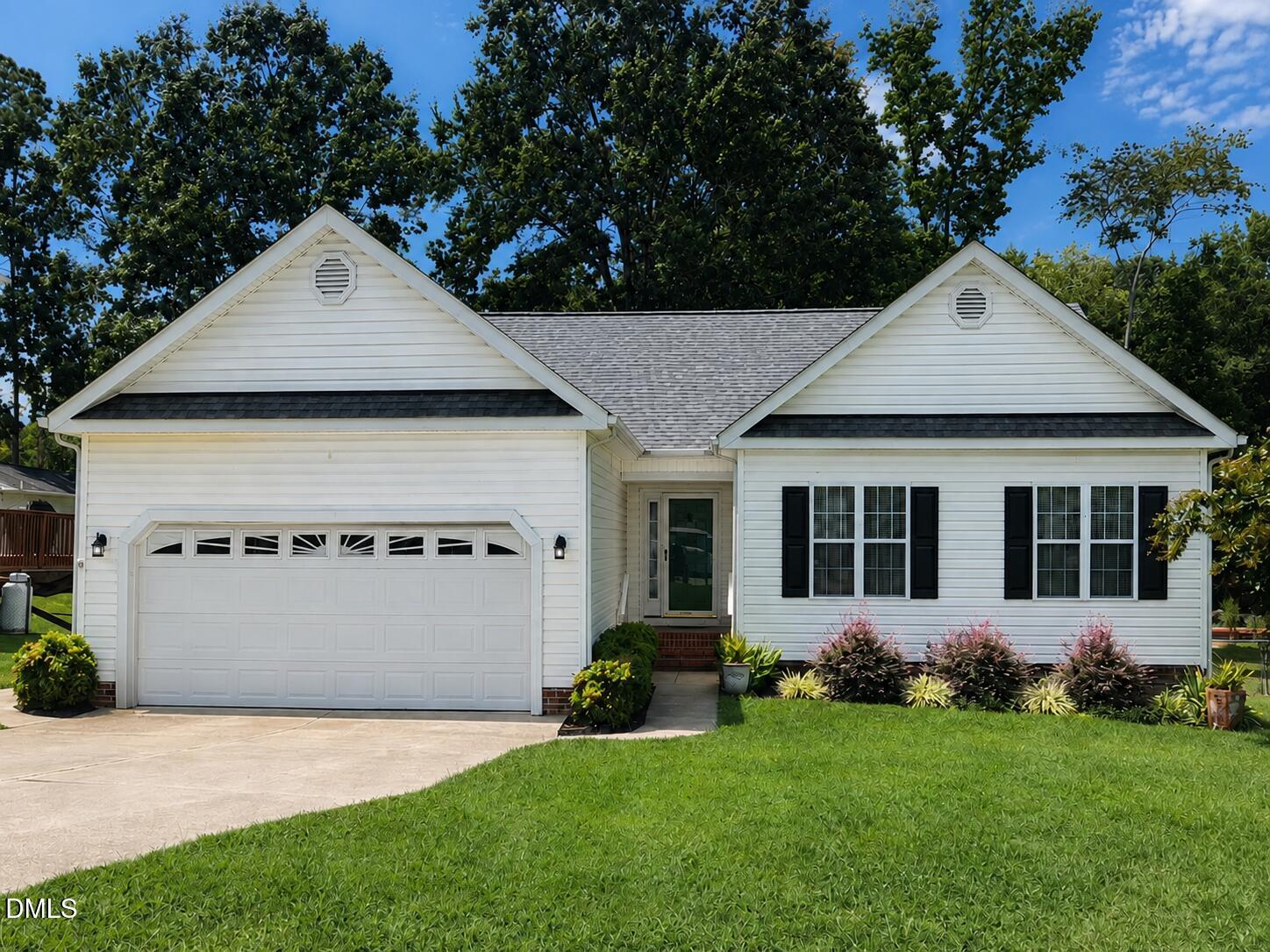 537 Hunter Way