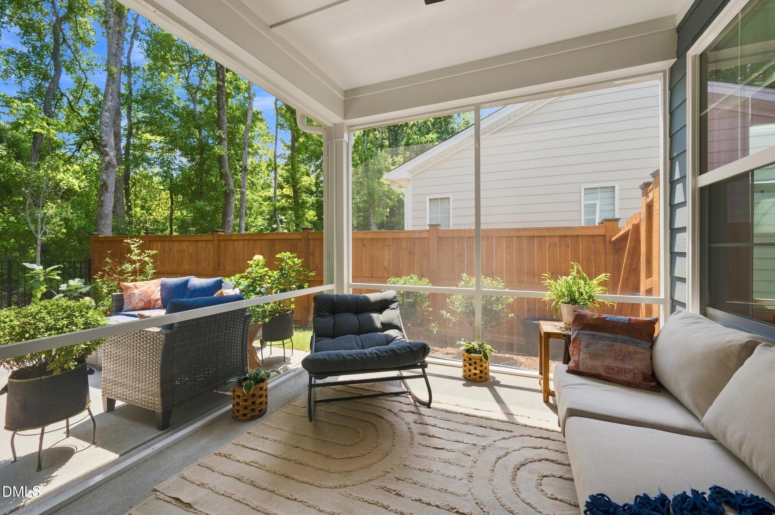 2501 Maplemere Court Property Photo 32