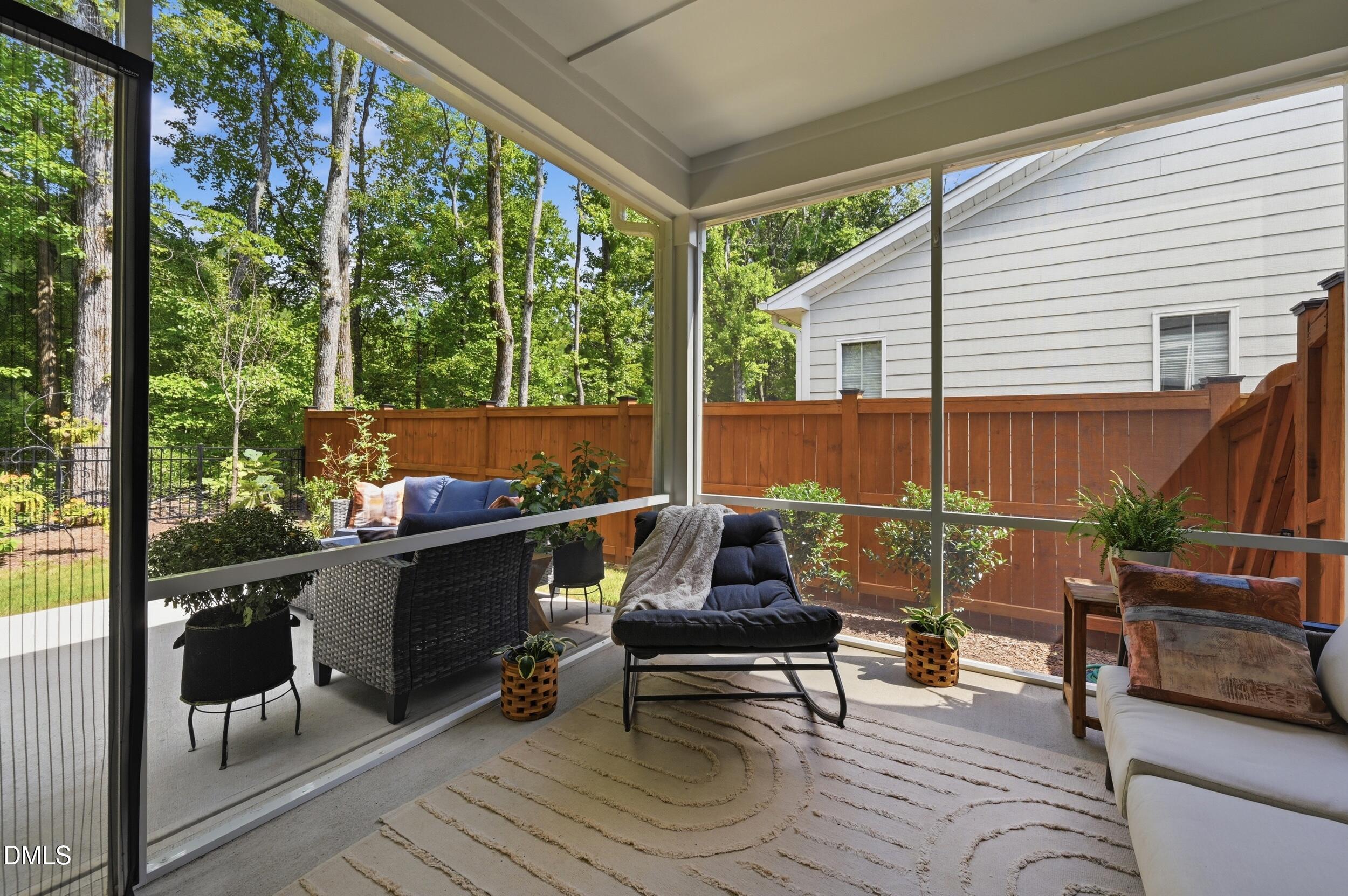 2501 Maplemere Court Property Photo 33