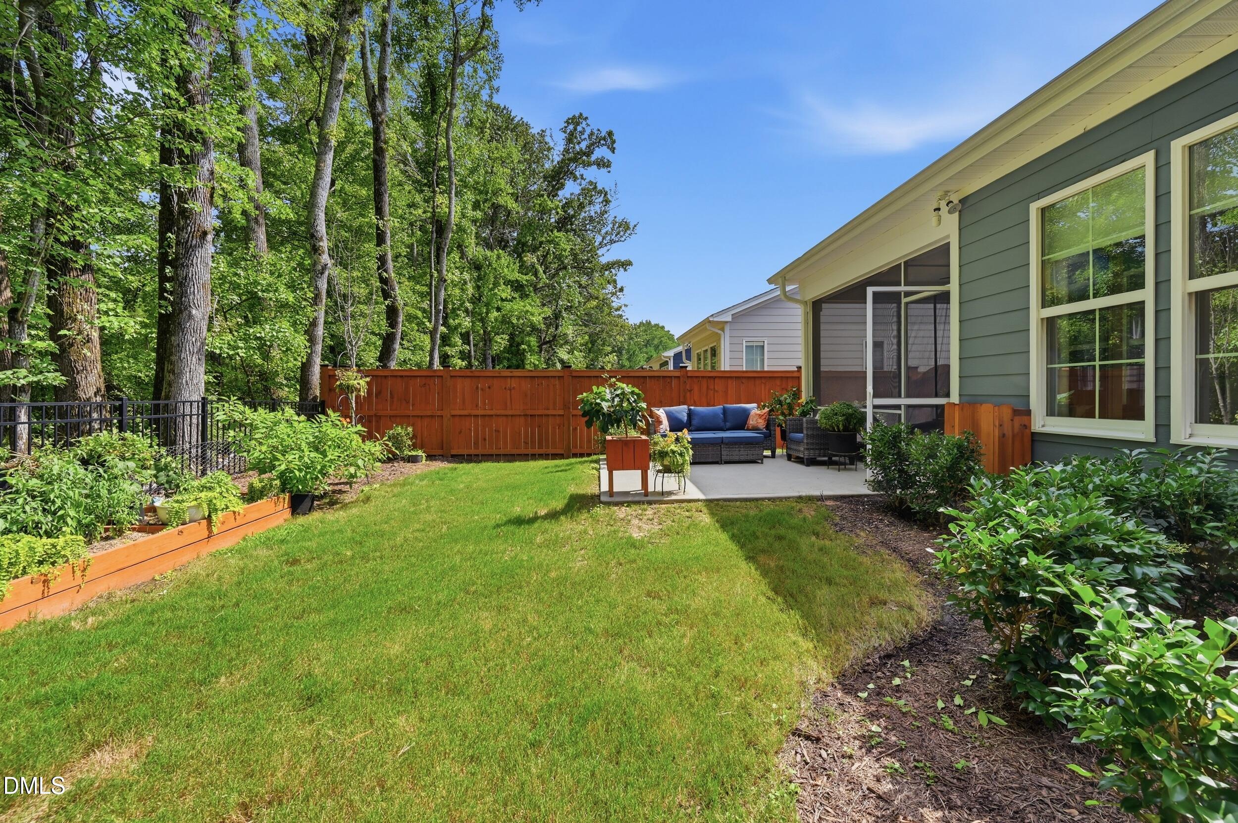 2501 Maplemere Court Property Photo 35