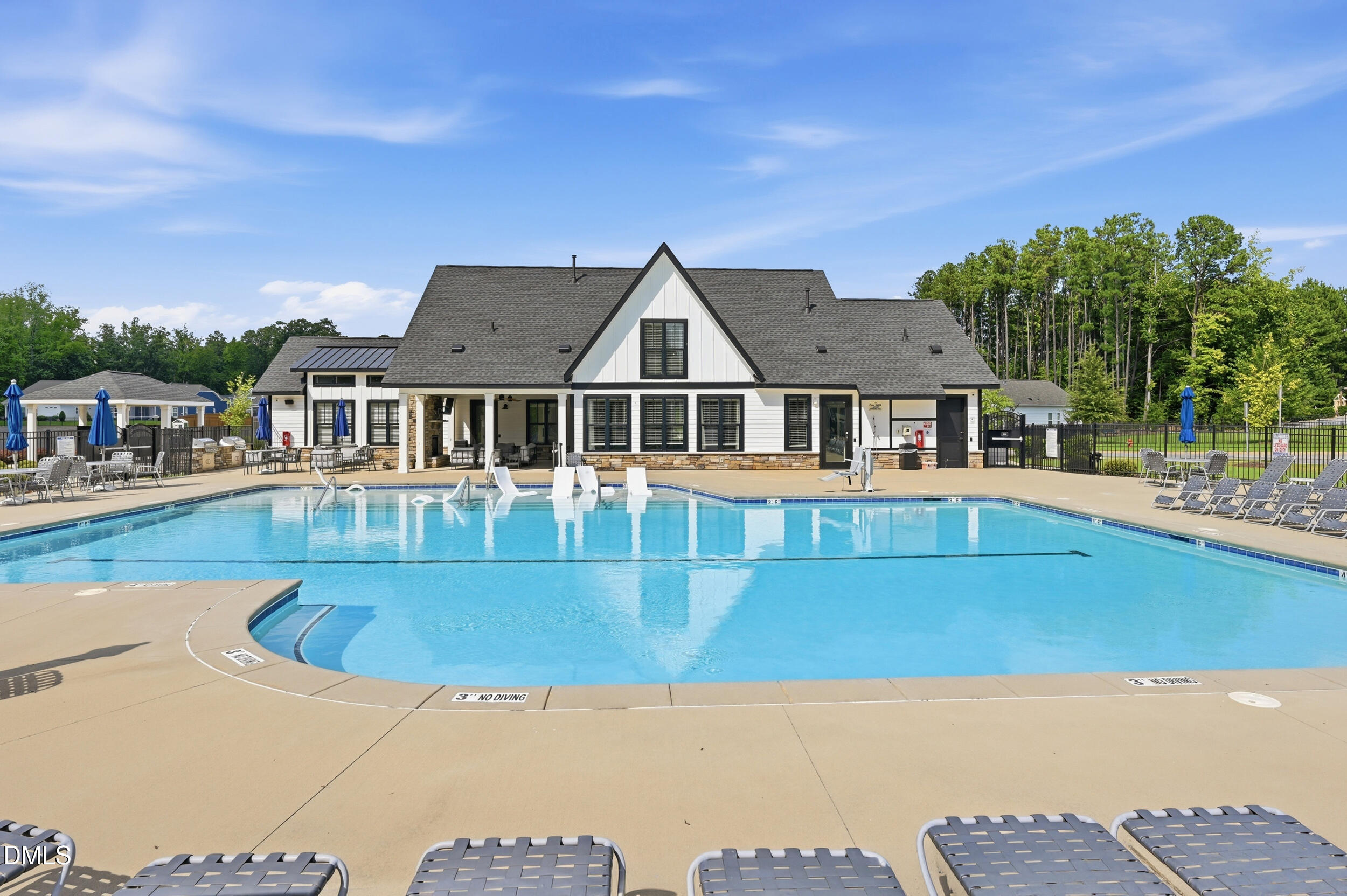 2501 Maplemere Court Property Photo 40