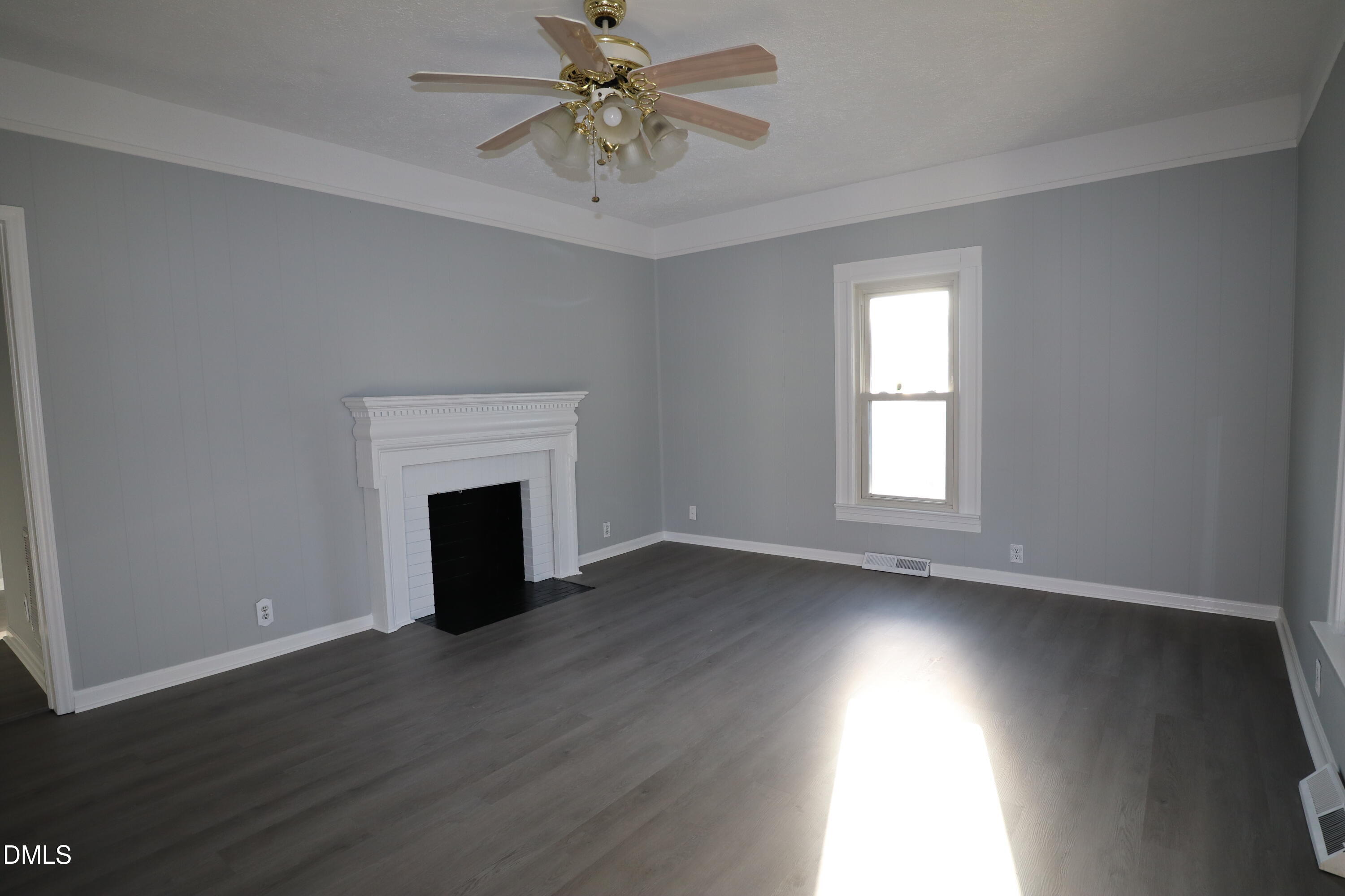 994 Burton Street Property Photo 13