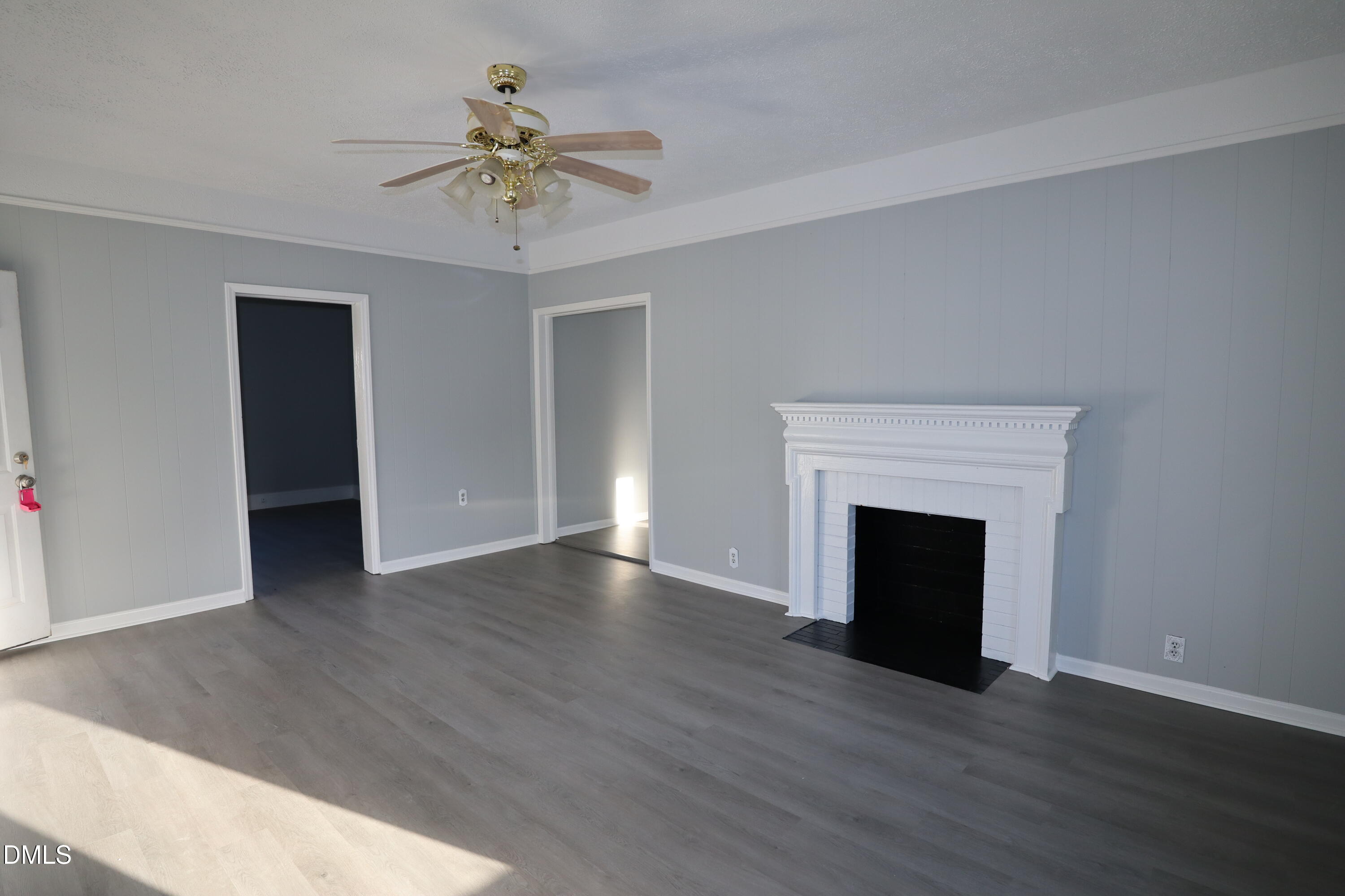 994 Burton Street Property Photo 14