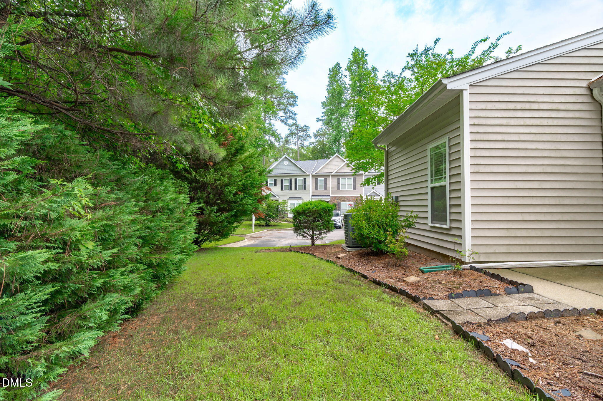 631 Whitetail Creek Way Property Photo 21