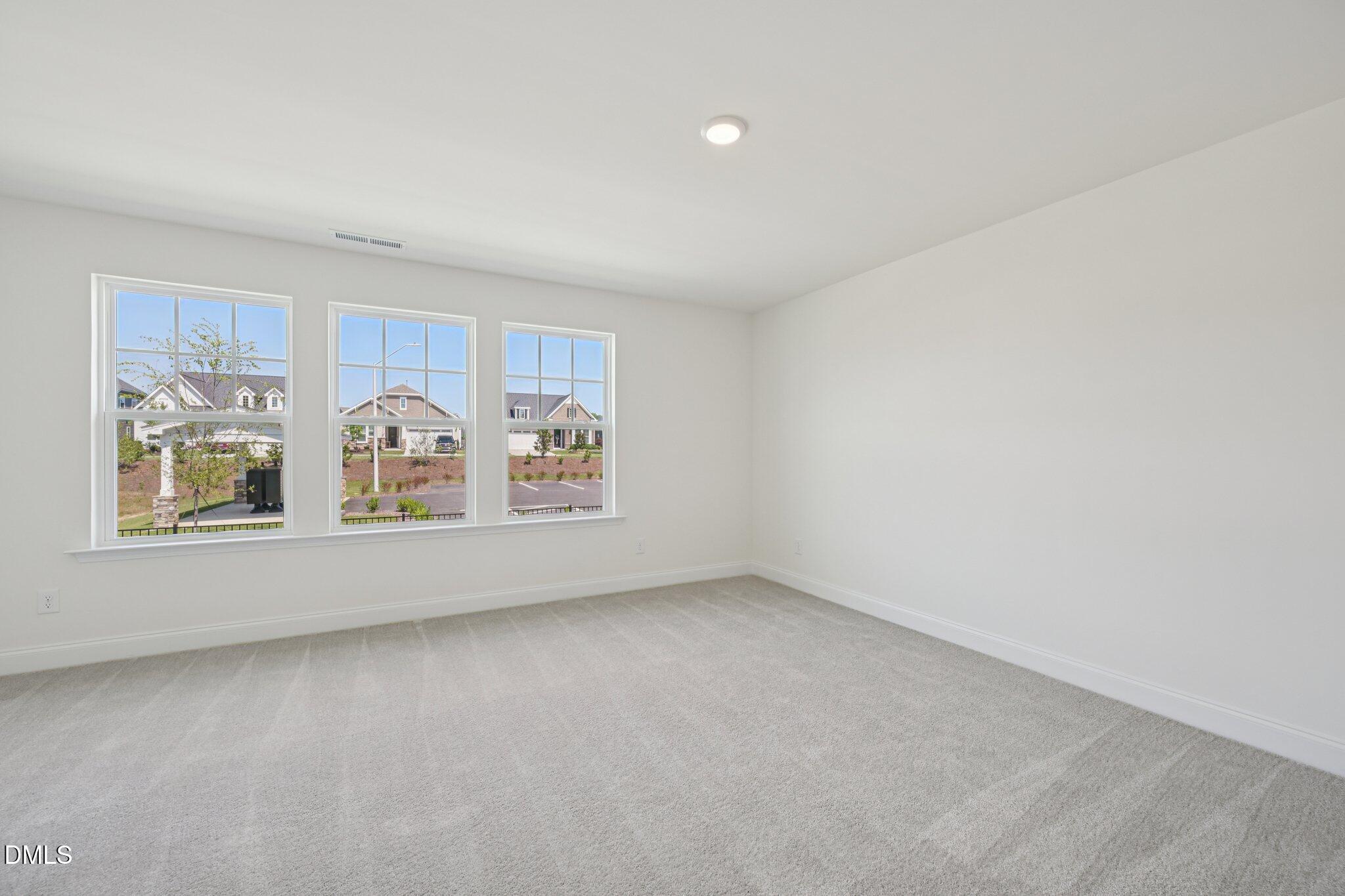 658 Sefton Park Drive Property Photo 15