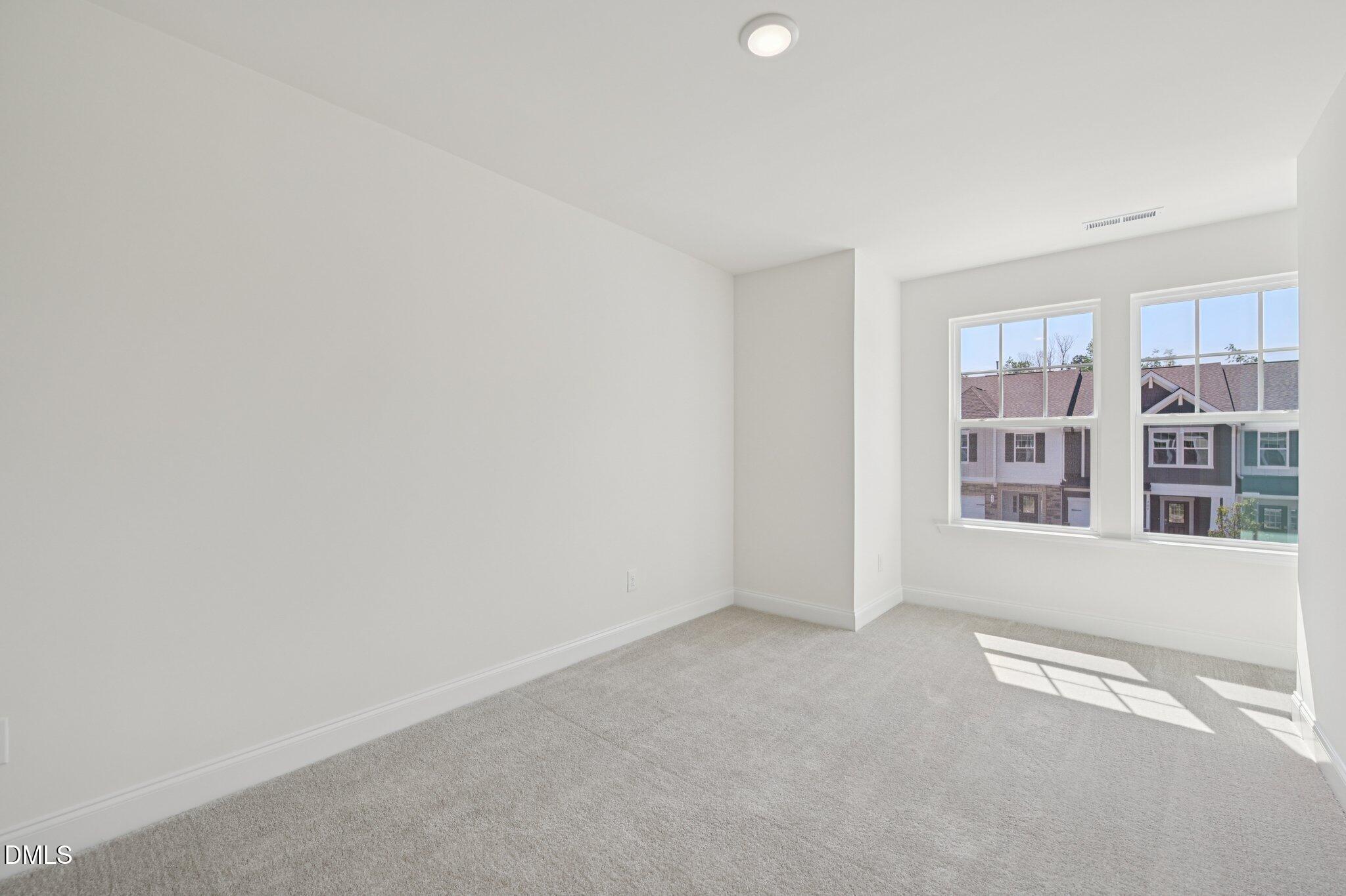 658 Sefton Park Drive Property Photo 17