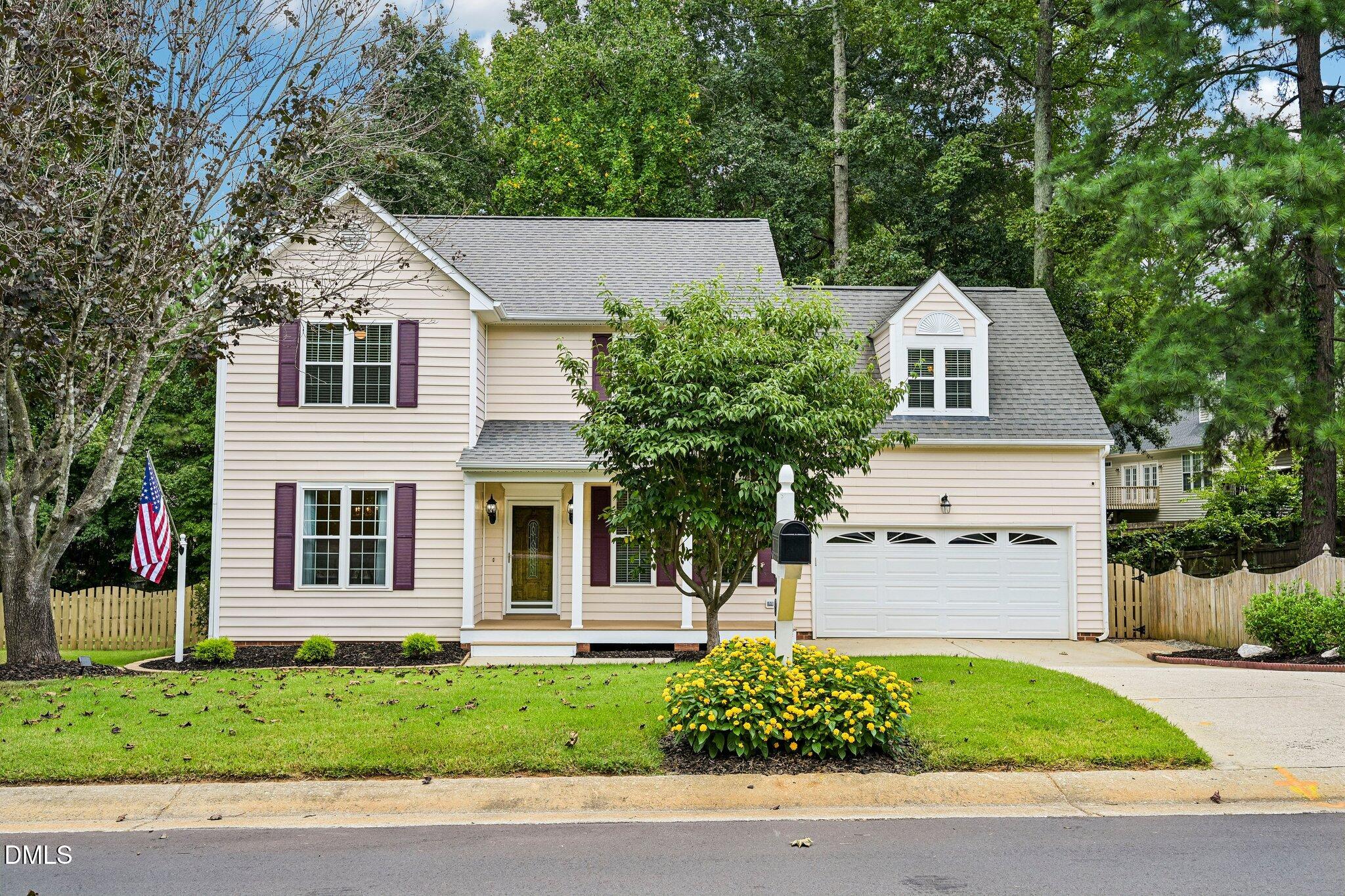 304 Arbor Creek Drive Property Photo 1