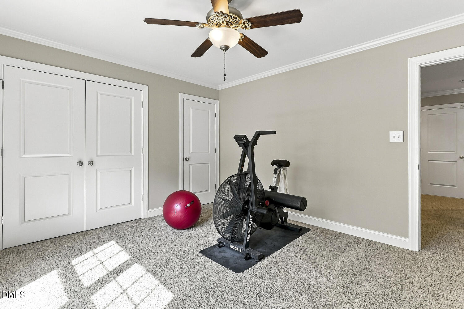 105 Bellagio Drive Property Photo 32