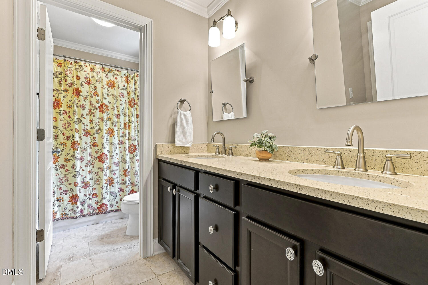 105 Bellagio Drive Property Photo 37