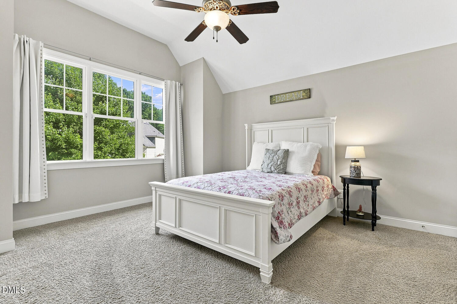 105 Bellagio Drive Property Photo 38
