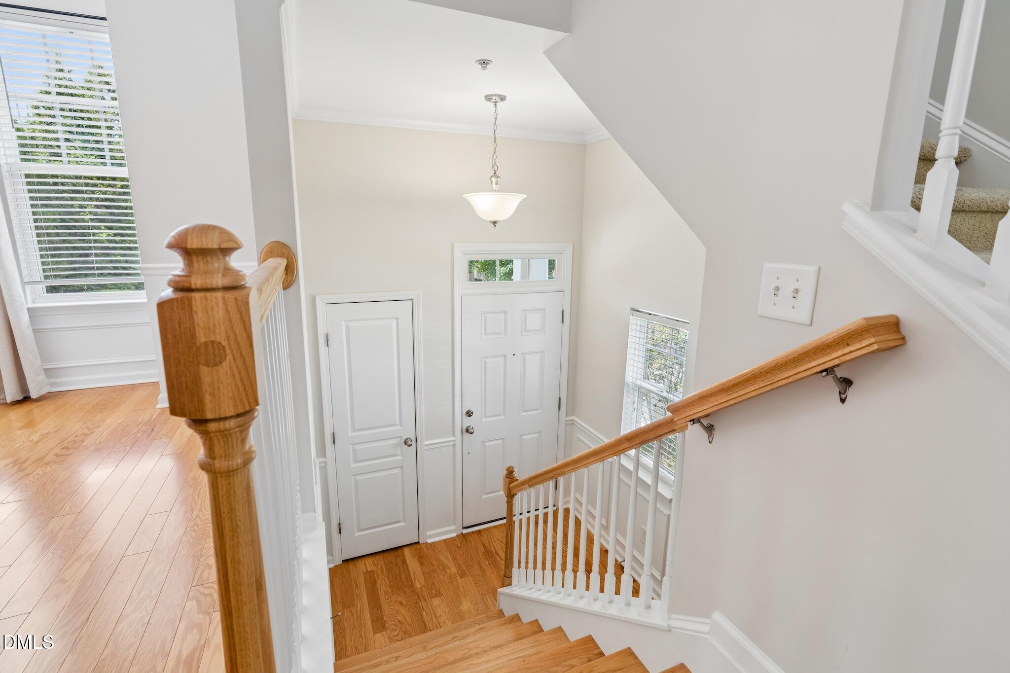 6140 Braidwood Court Property Photo 7