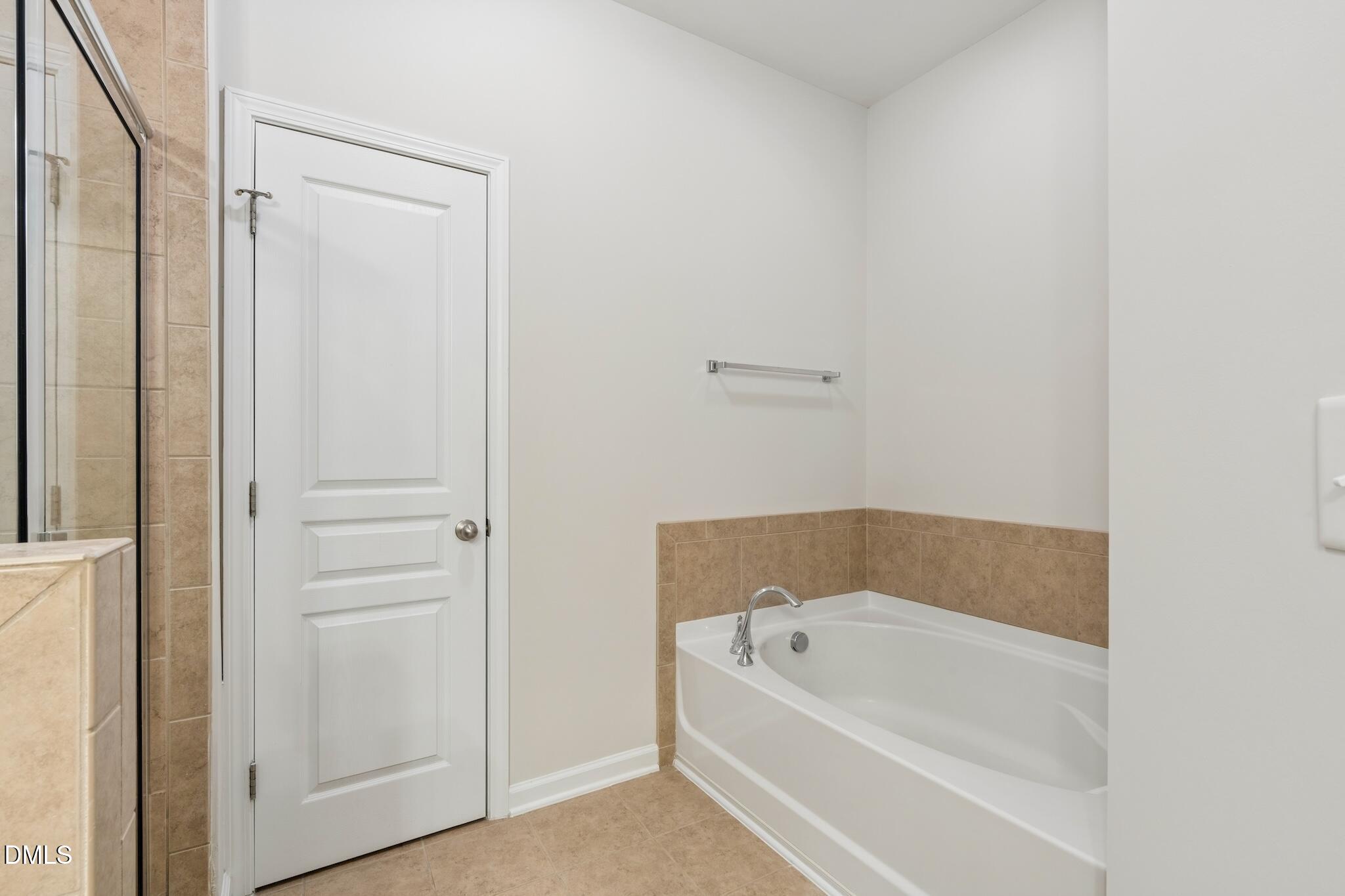 6140 Braidwood Court Property Photo 21