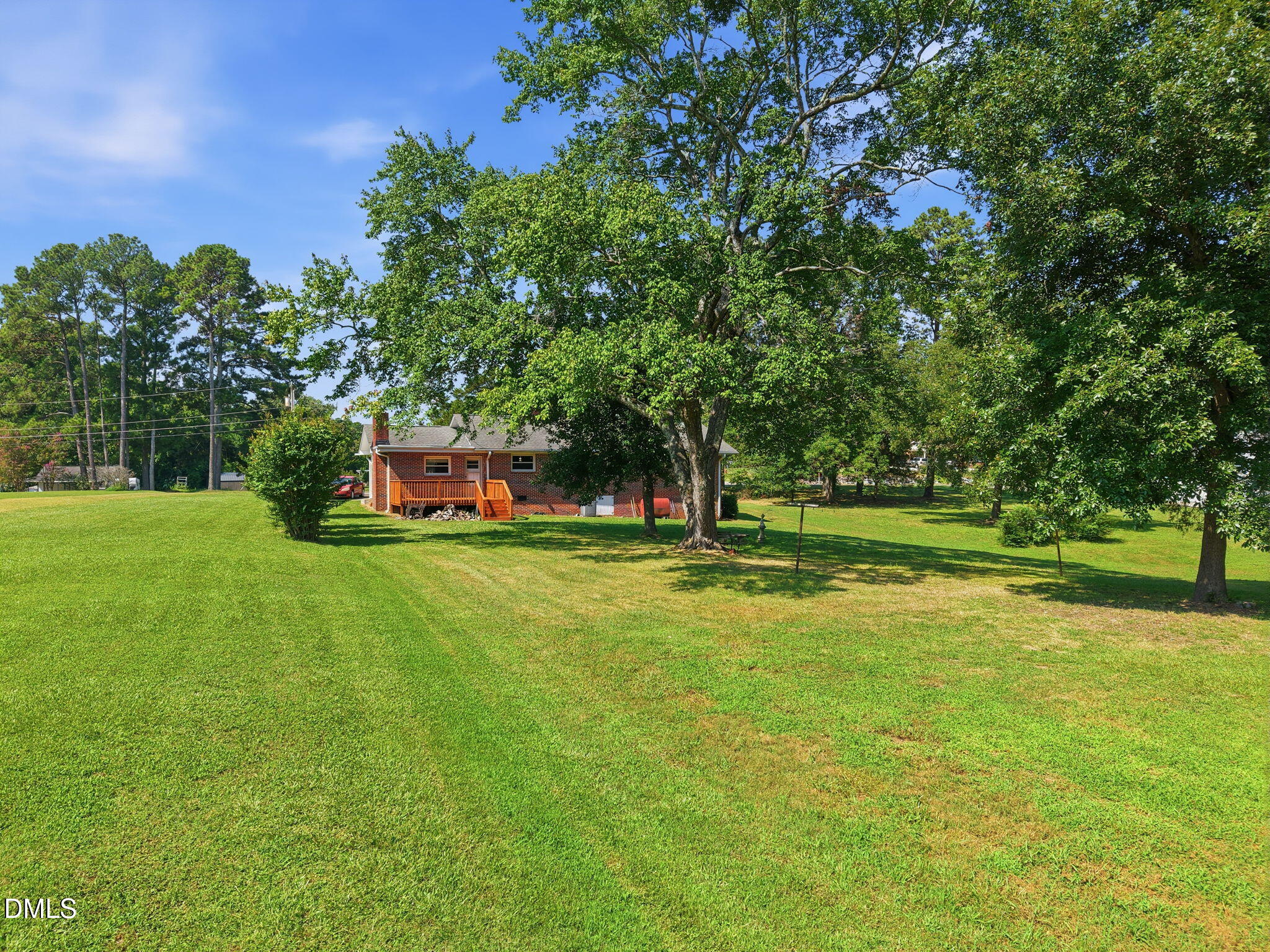 315 Robbins Road Property Photo 6