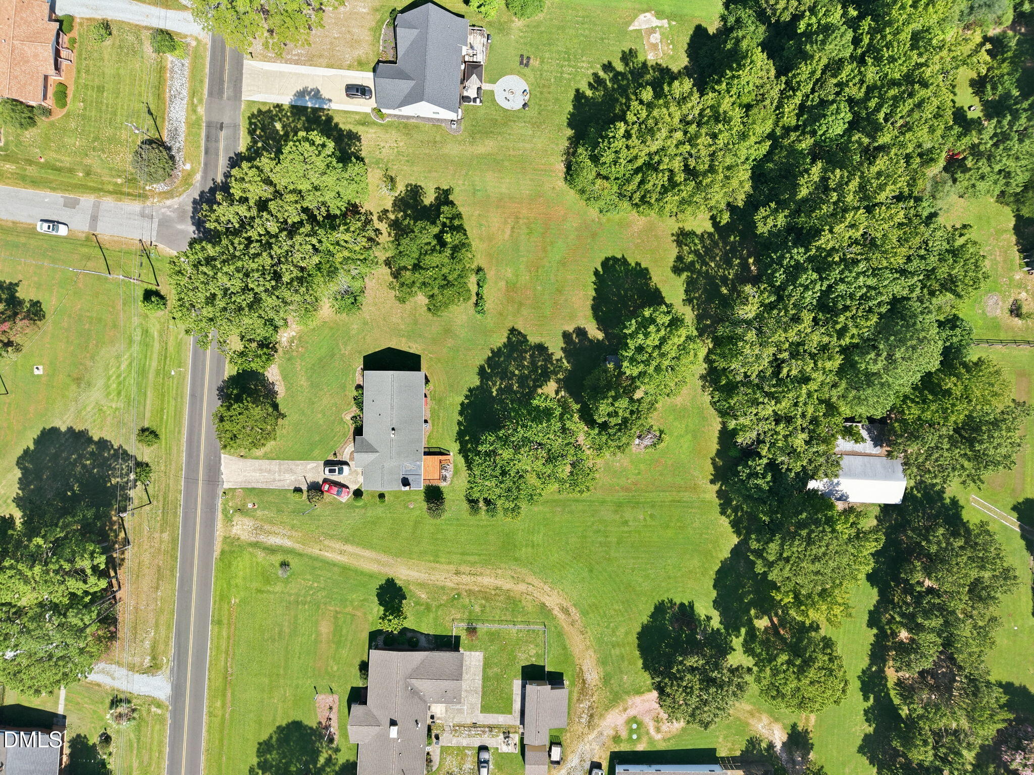 315 Robbins Road Property Photo 9