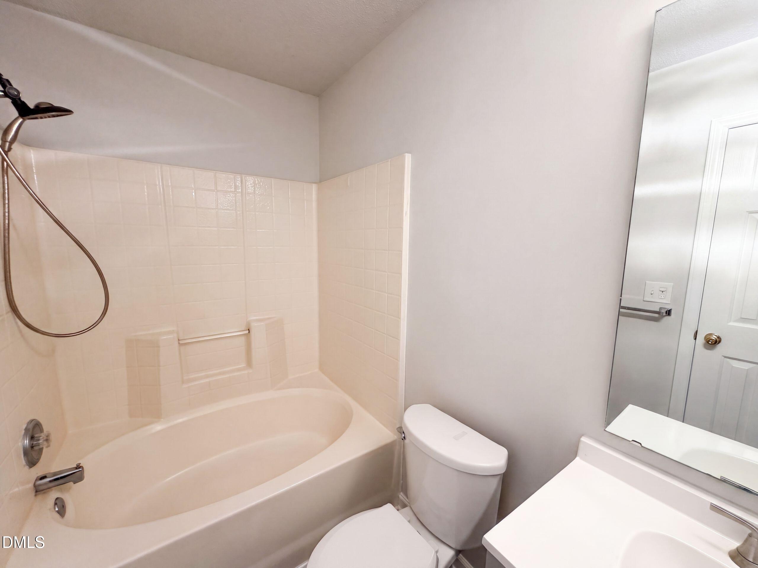 5809 Weddington Road Property Photo 10