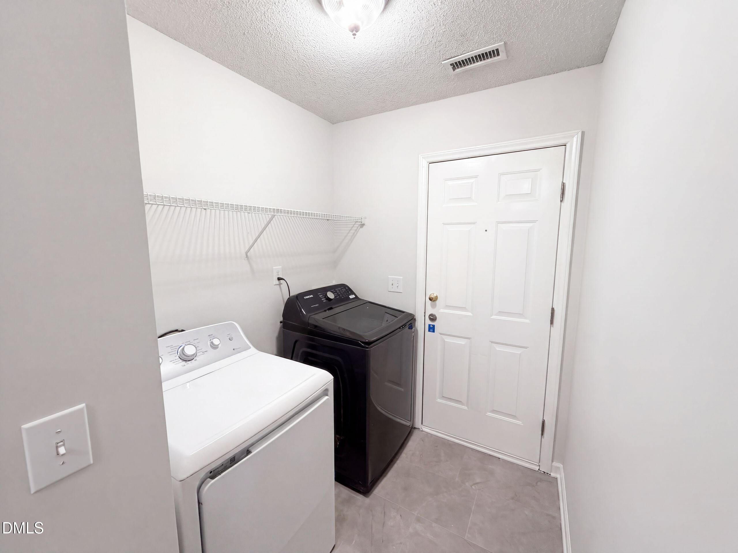 5809 Weddington Road Property Photo 12