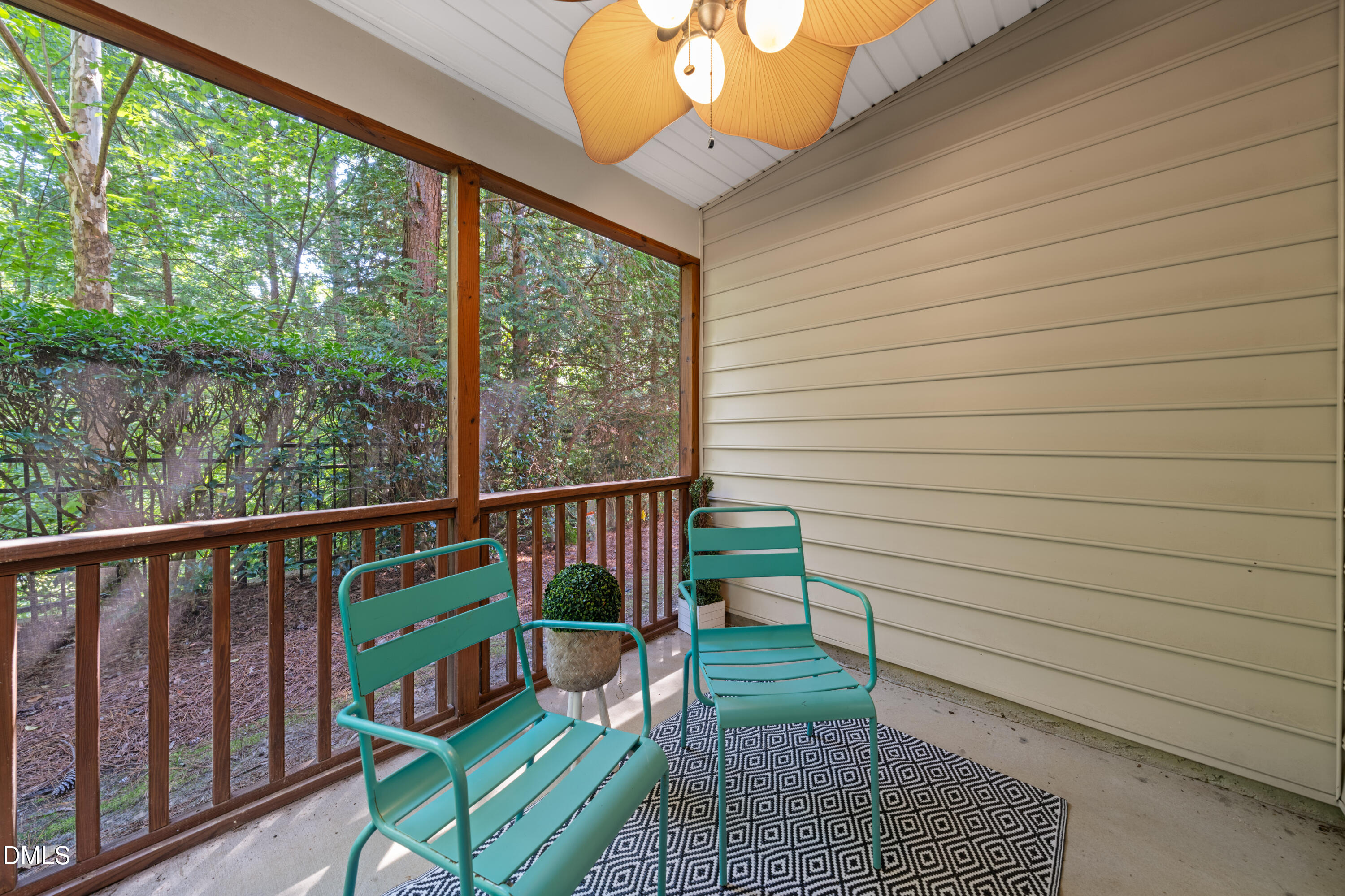 4961 Lady Of The Lake Drive Property Photo 35