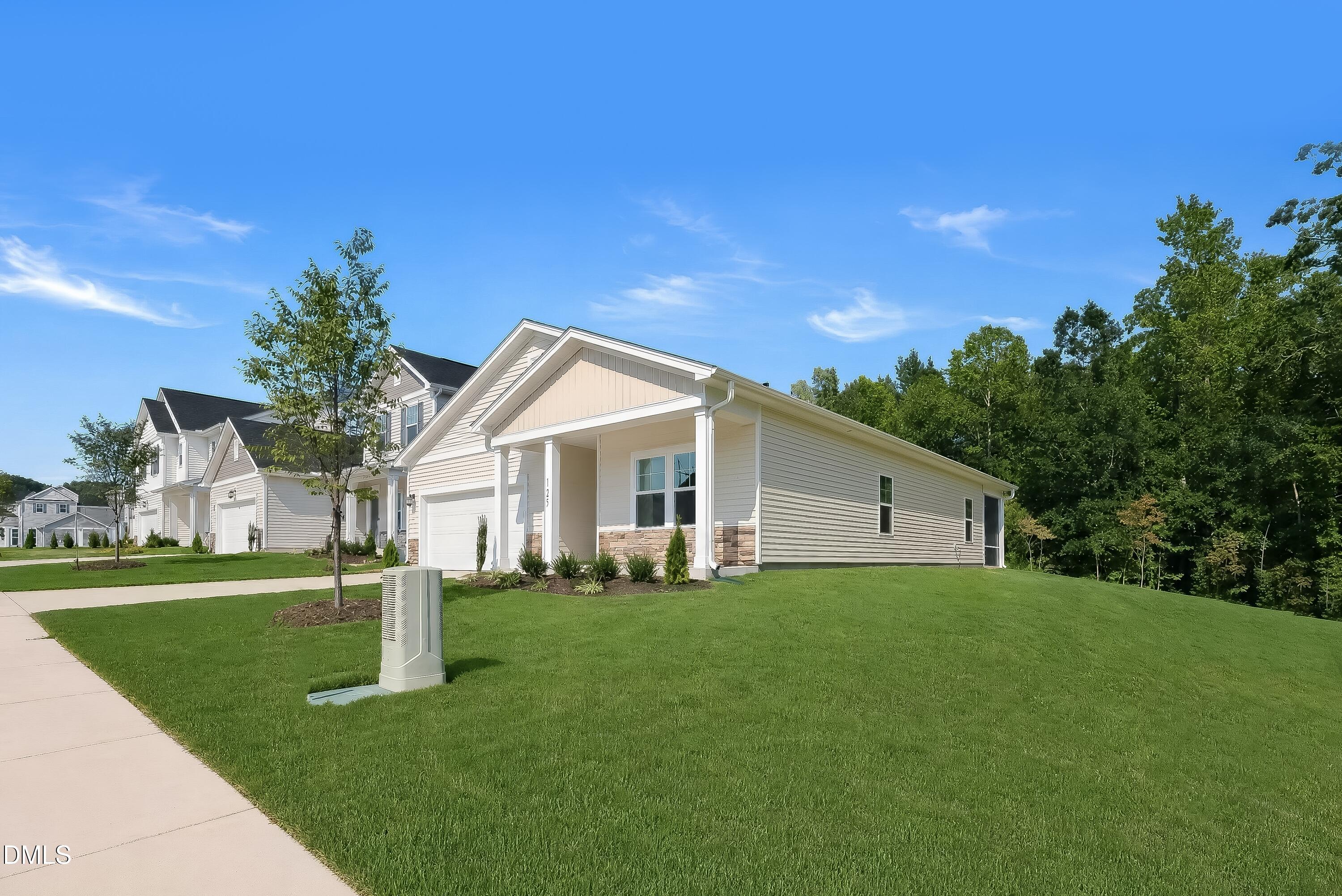125 Tarnet Trail Property Photo 2
