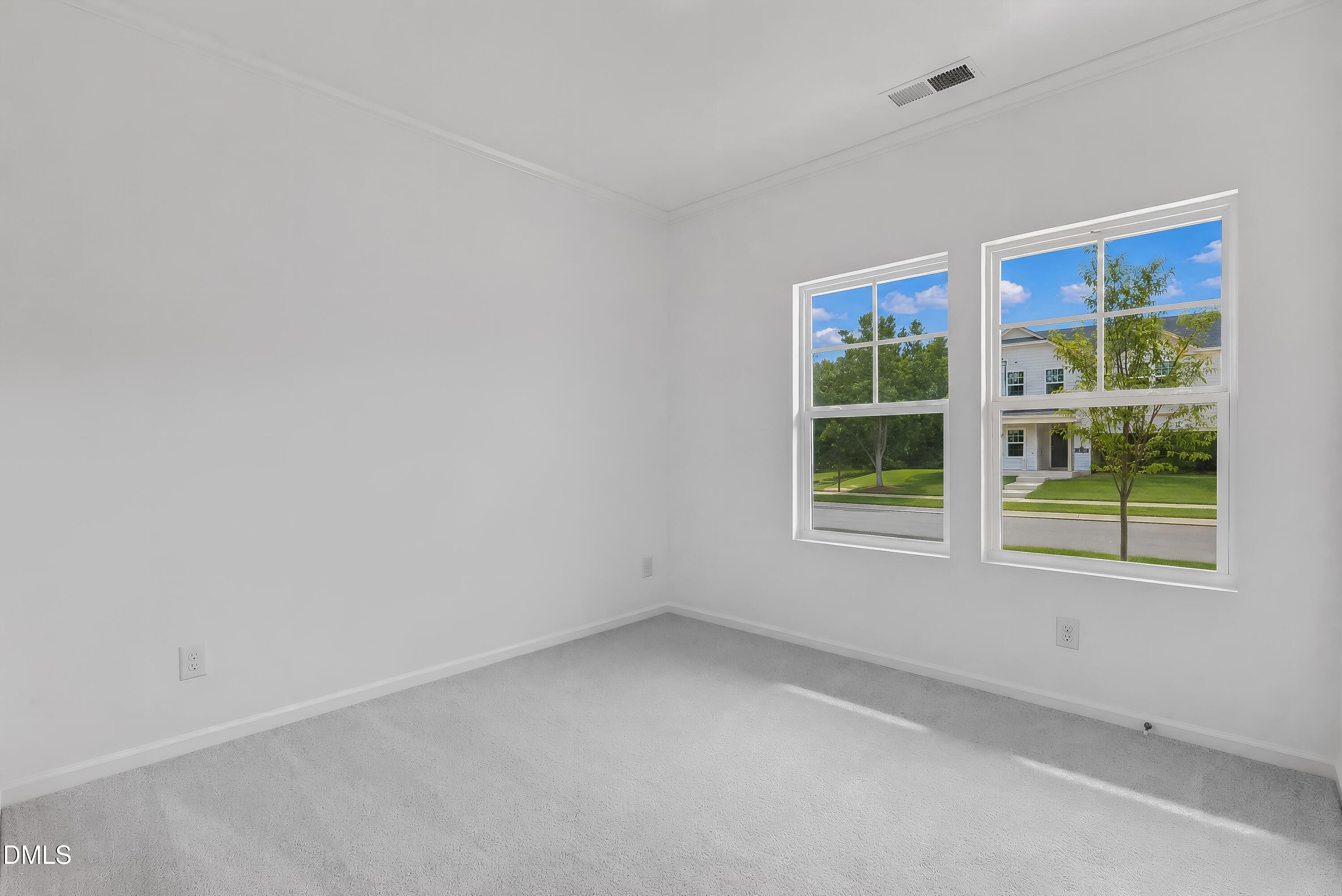 125 Tarnet Trail Property Photo 7