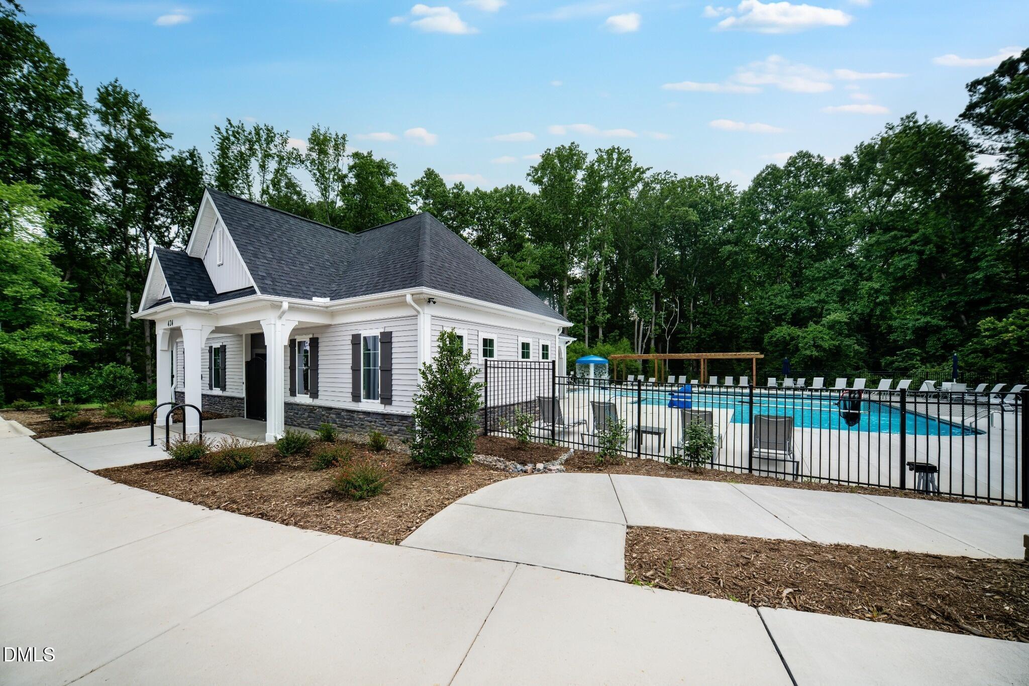 108 Tarnet Trail Property Photo 28