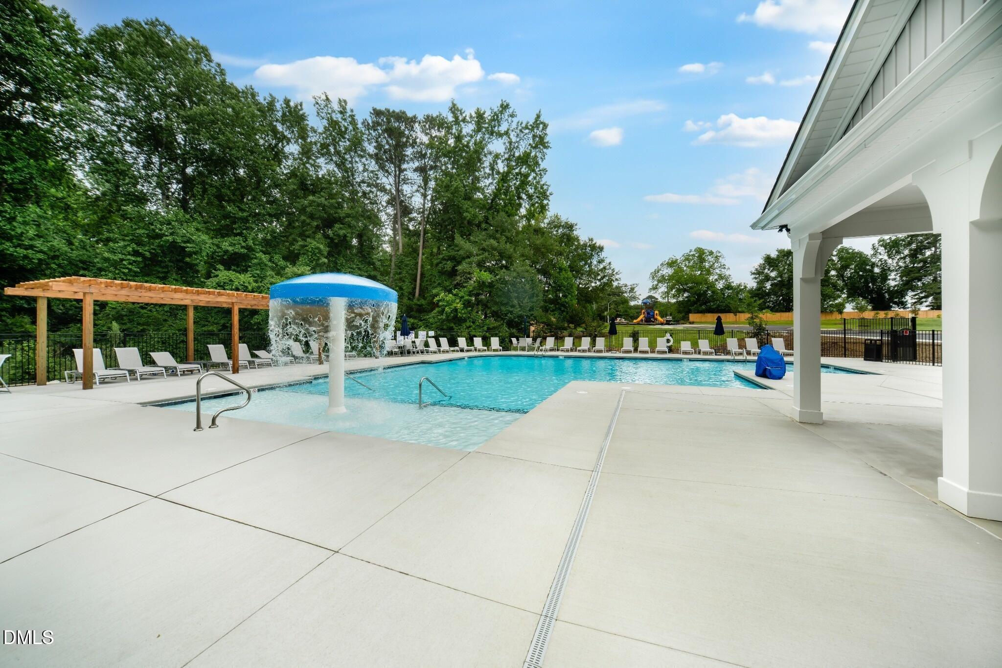 108 Tarnet Trail Property Photo 32