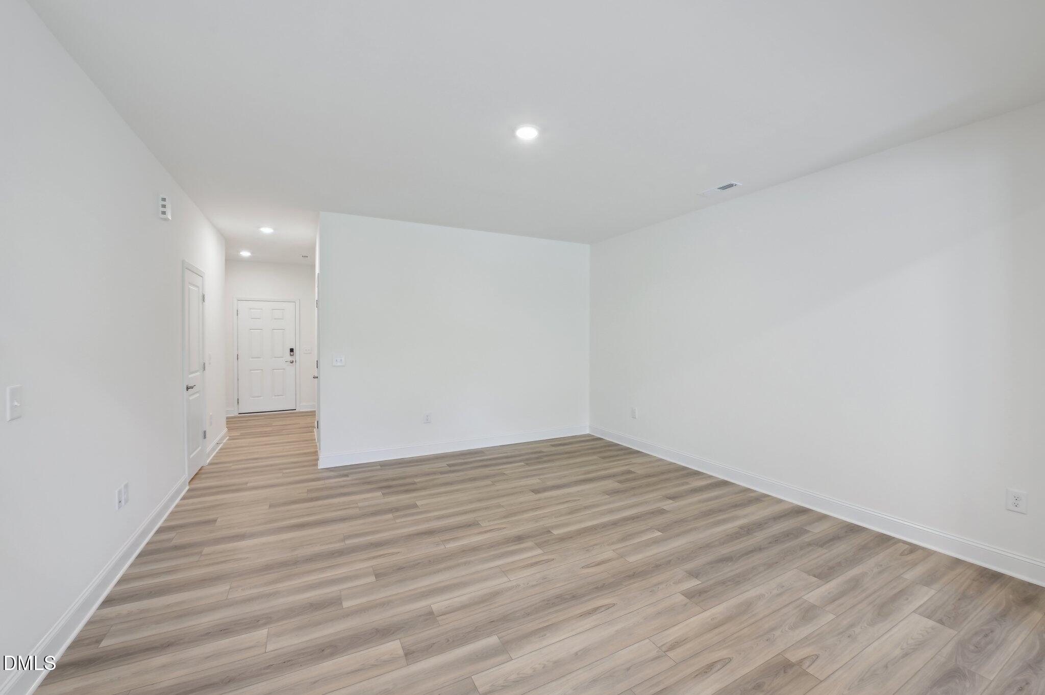 654 Sefton Park Drive Property Photo 13