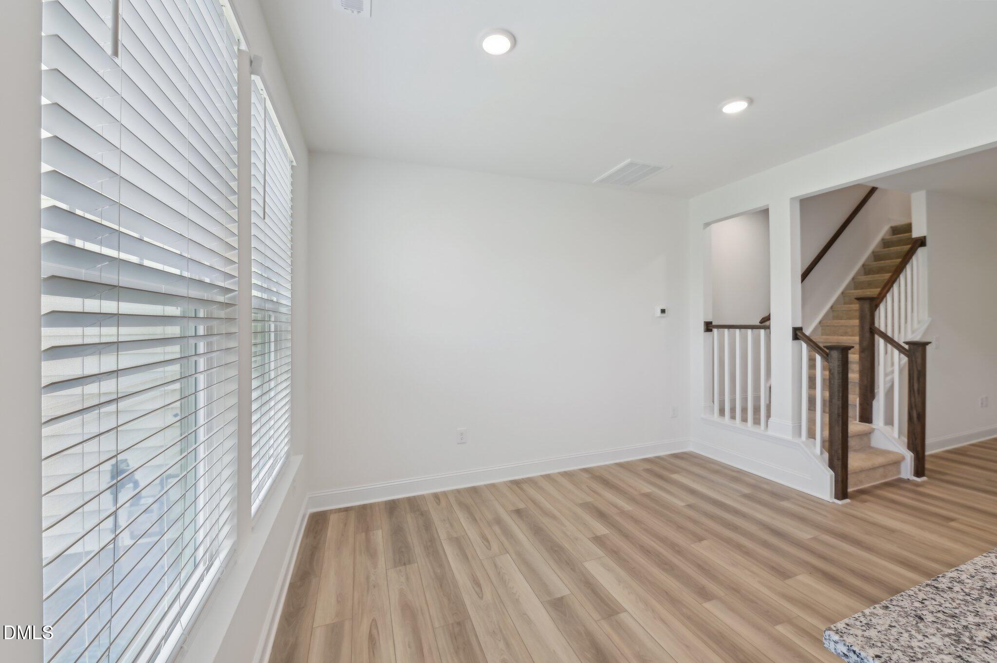 654 Sefton Park Drive Property Photo 15