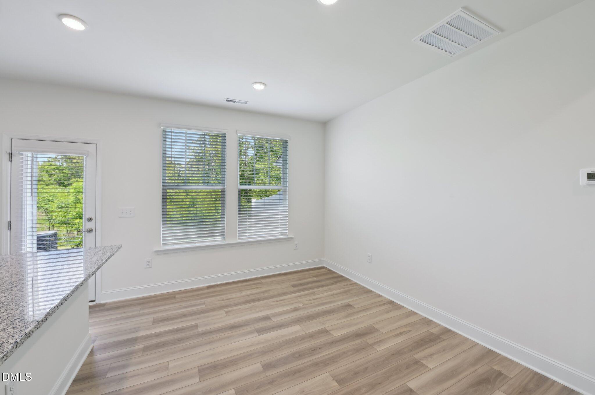 654 Sefton Park Drive Property Photo 16