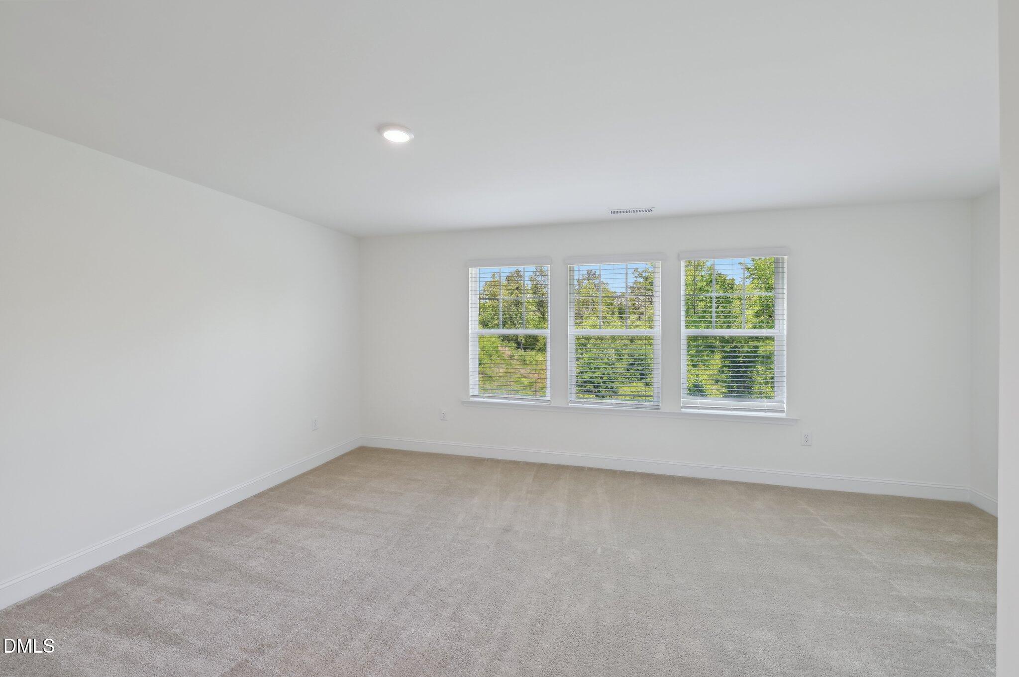 654 Sefton Park Drive Property Photo 21