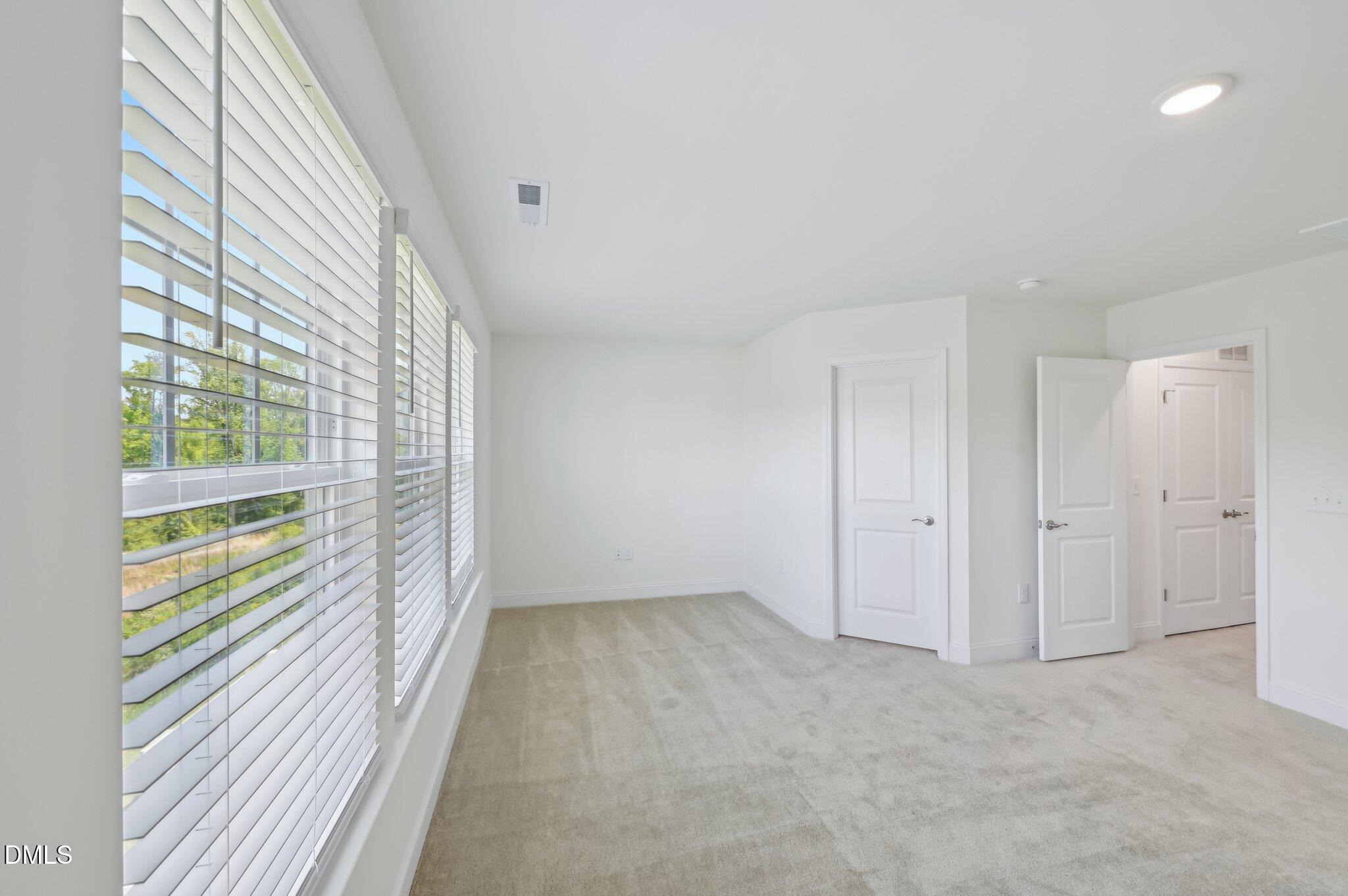 654 Sefton Park Drive Property Photo 22