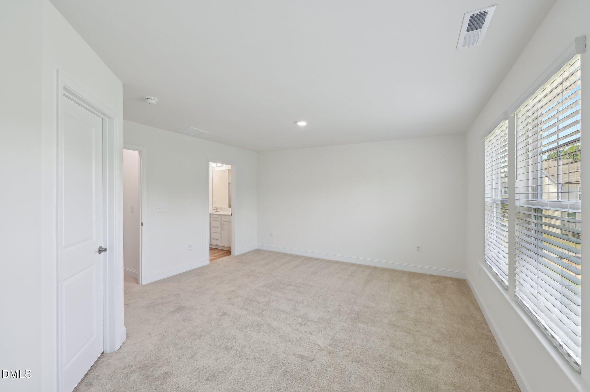 654 Sefton Park Drive Property Photo 23